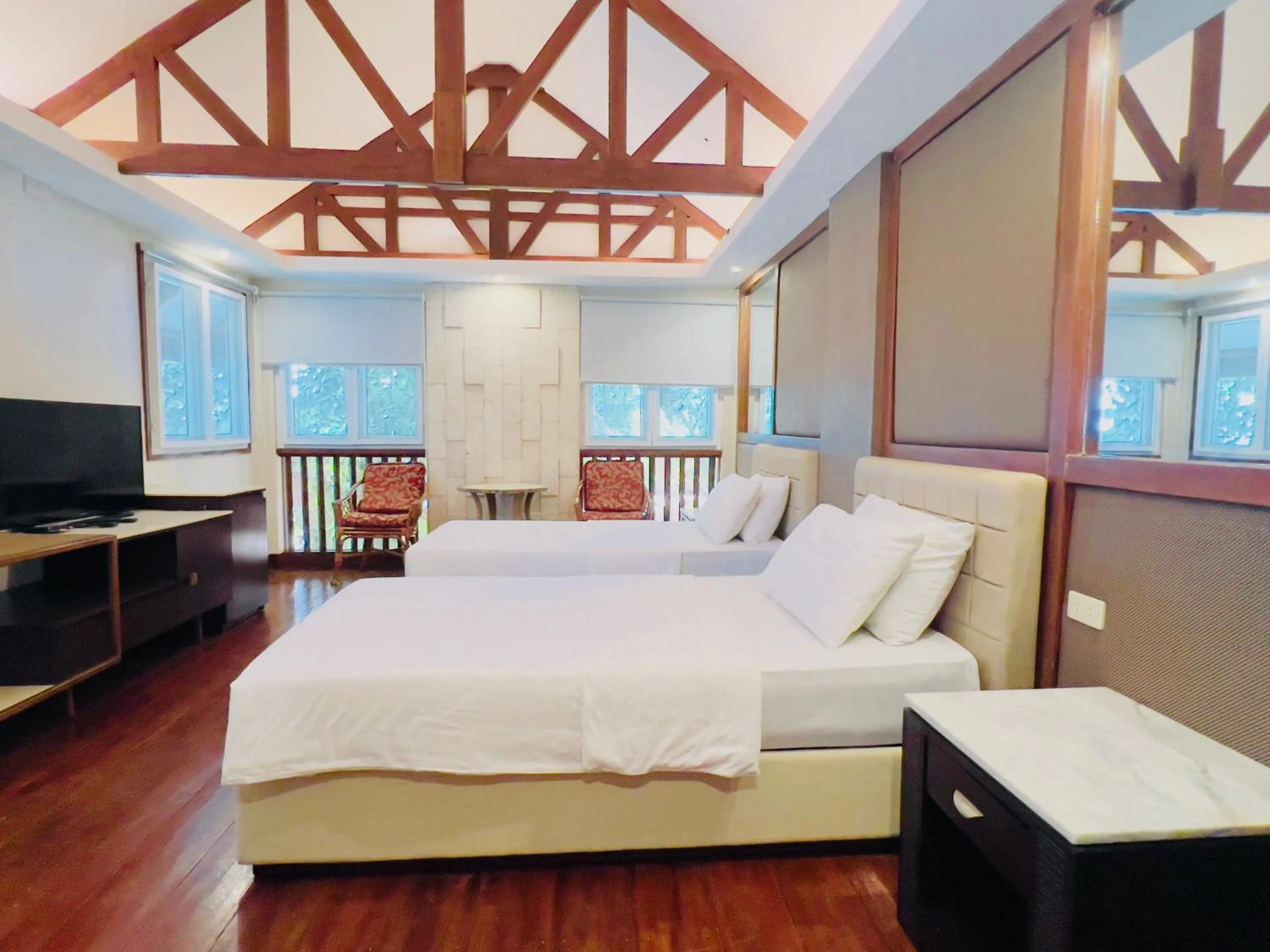 Bed in Alam Indah Beach Resort Busuanga