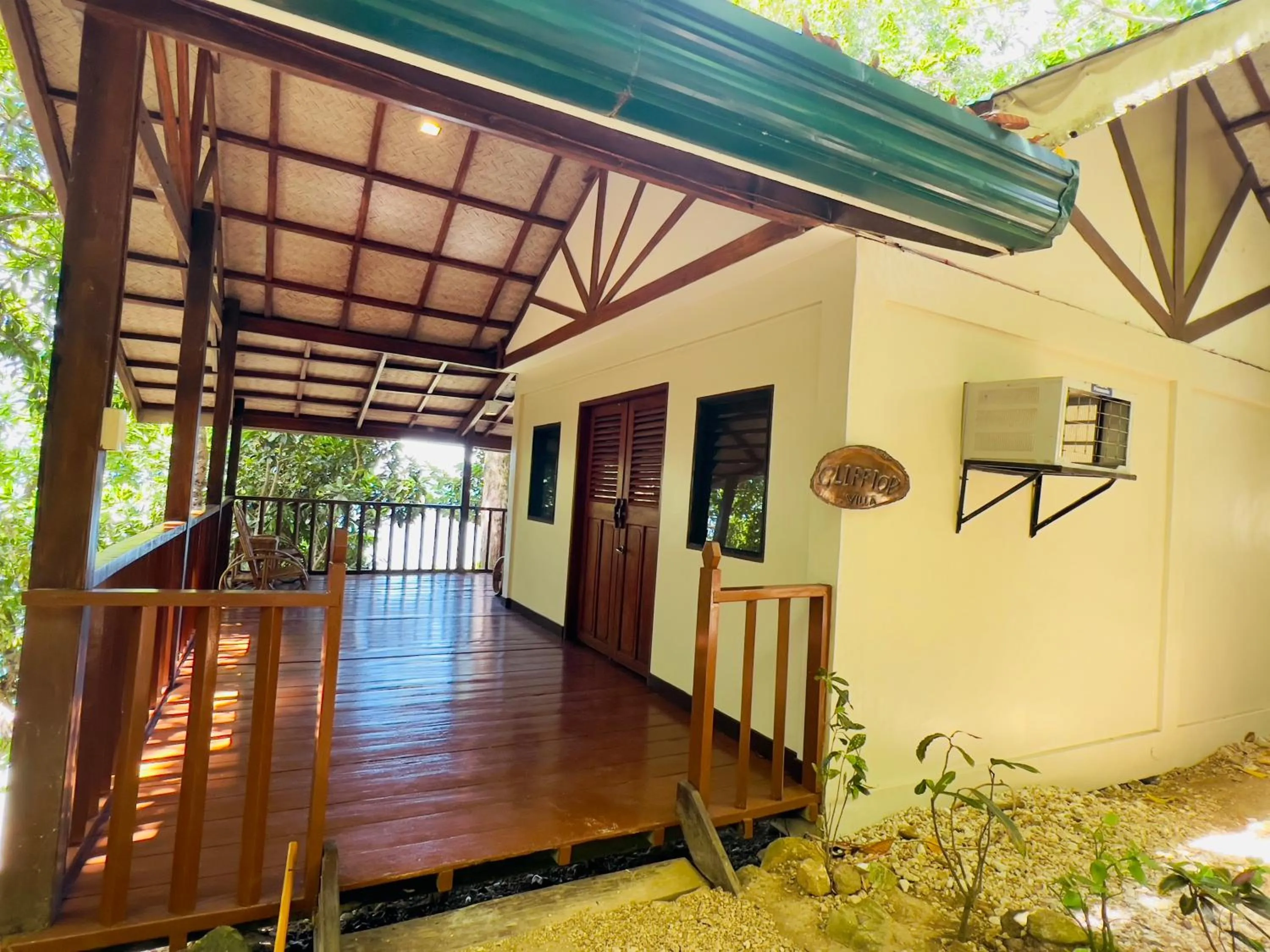 Alam Indah Beach Resort Busuanga