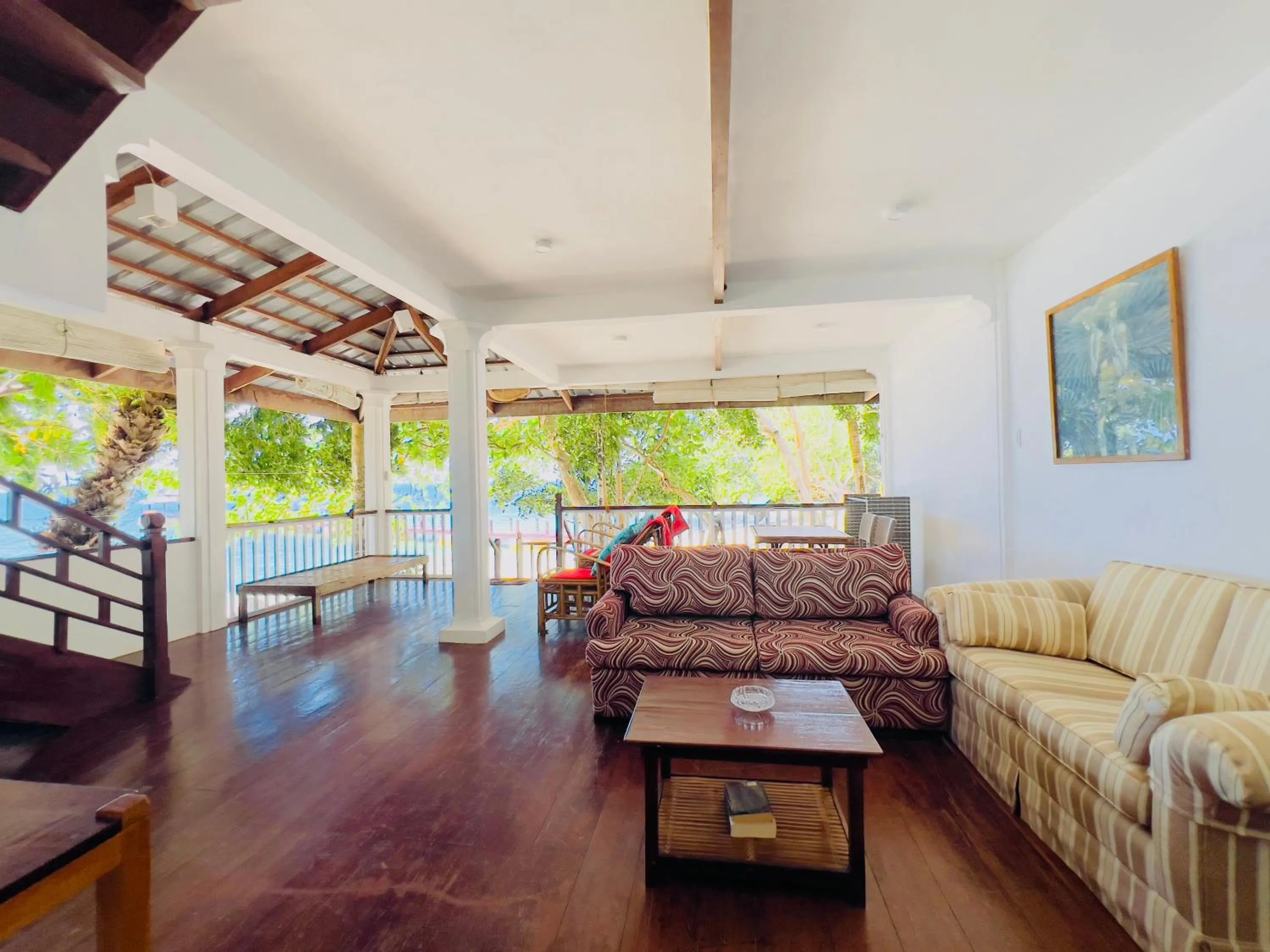 Alam Indah Beach Resort Busuanga