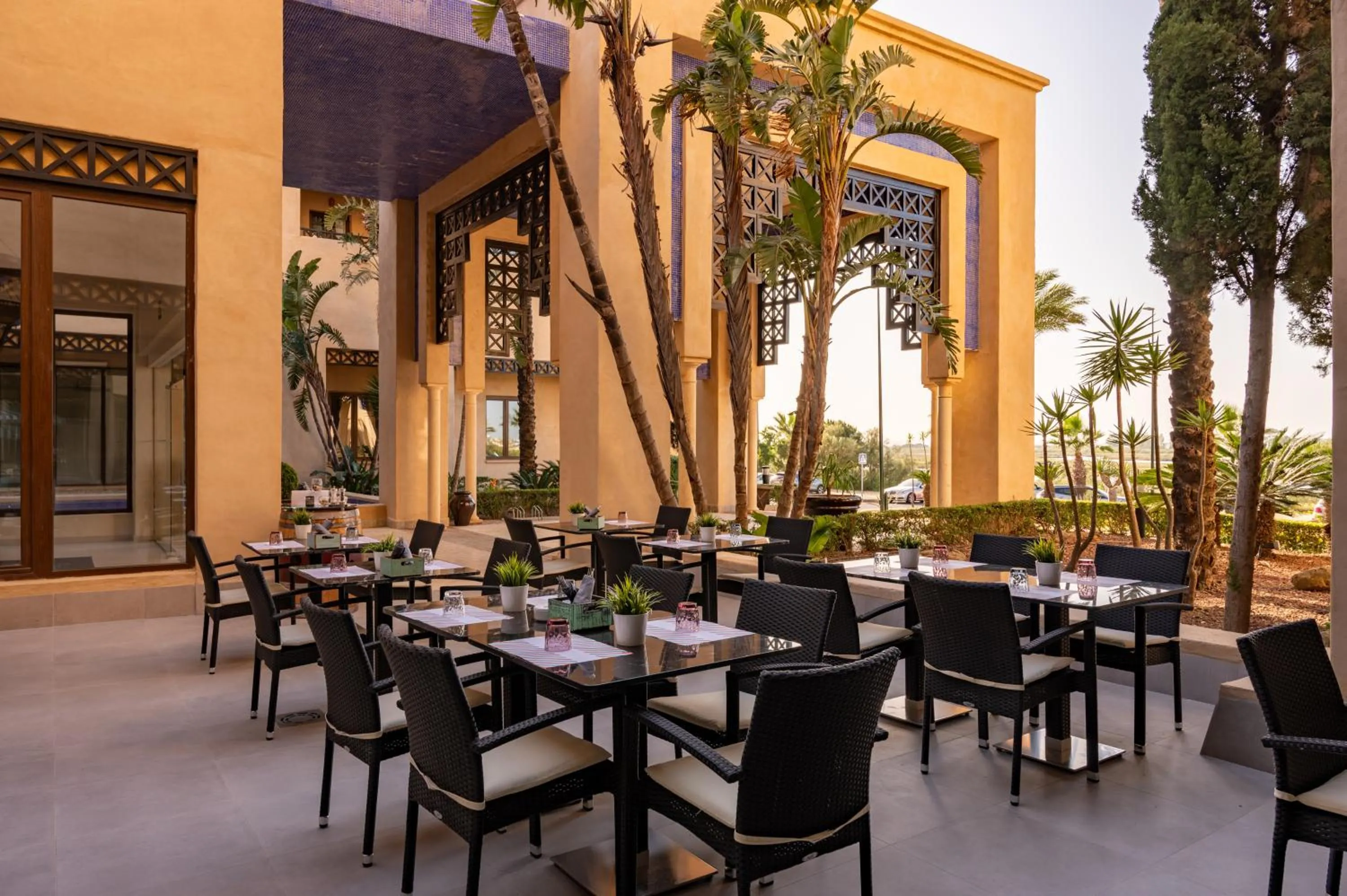 Restaurant/places to eat in Vila Gale Isla Canela