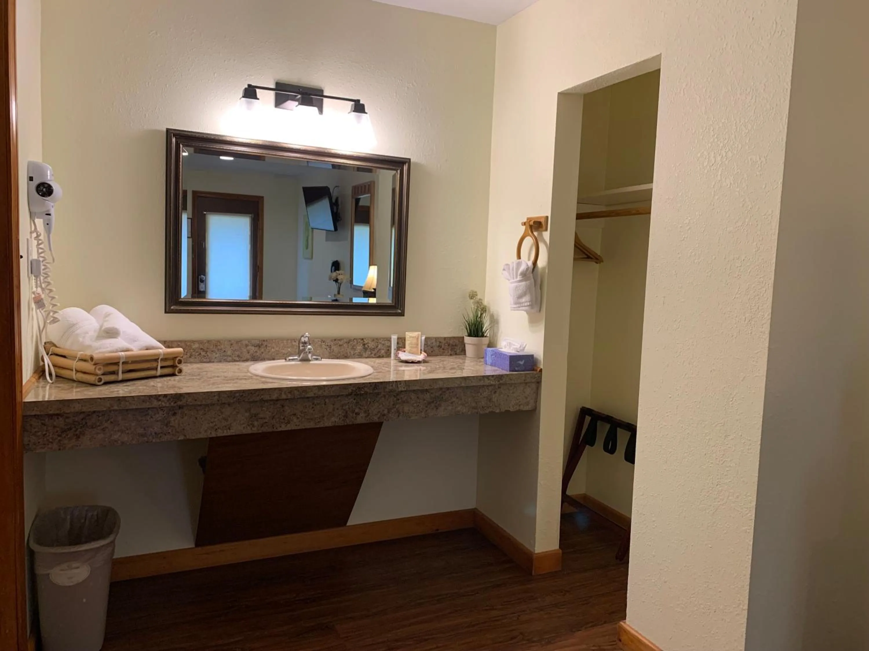 towels in Cape Pines Motel