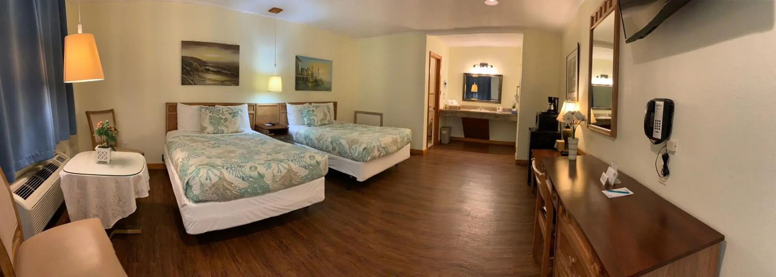 Standard Room, 2 Double Beds, Refrigerator, Mezzanine (Not Pet Friendly) in Cape Pines Motel Standard Room, 2 Double Beds, Refrigerator, Mezzanine (Not Pet Friendly) in Cape Pines Motel