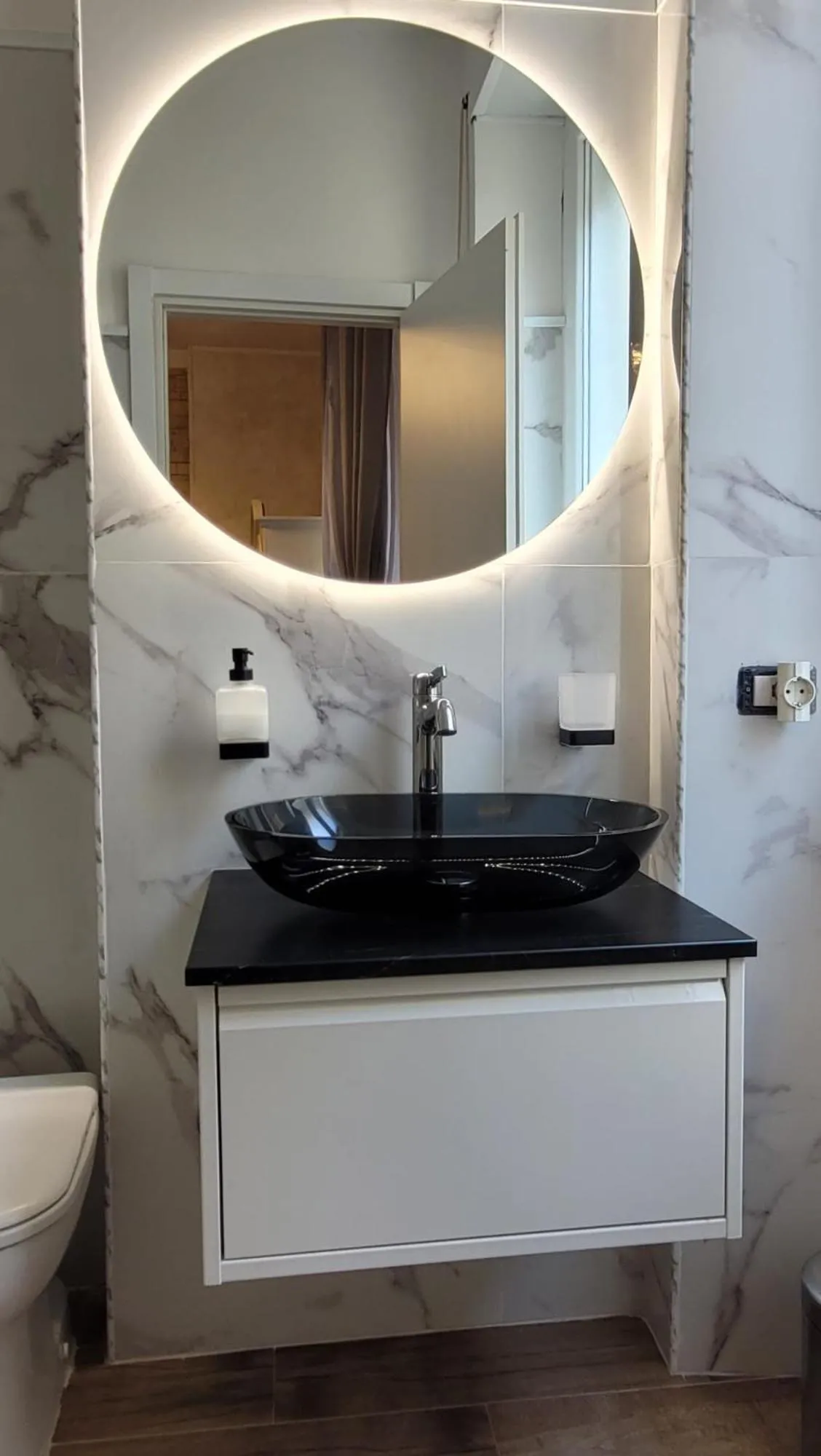 Bathroom in RomAntic Dreams