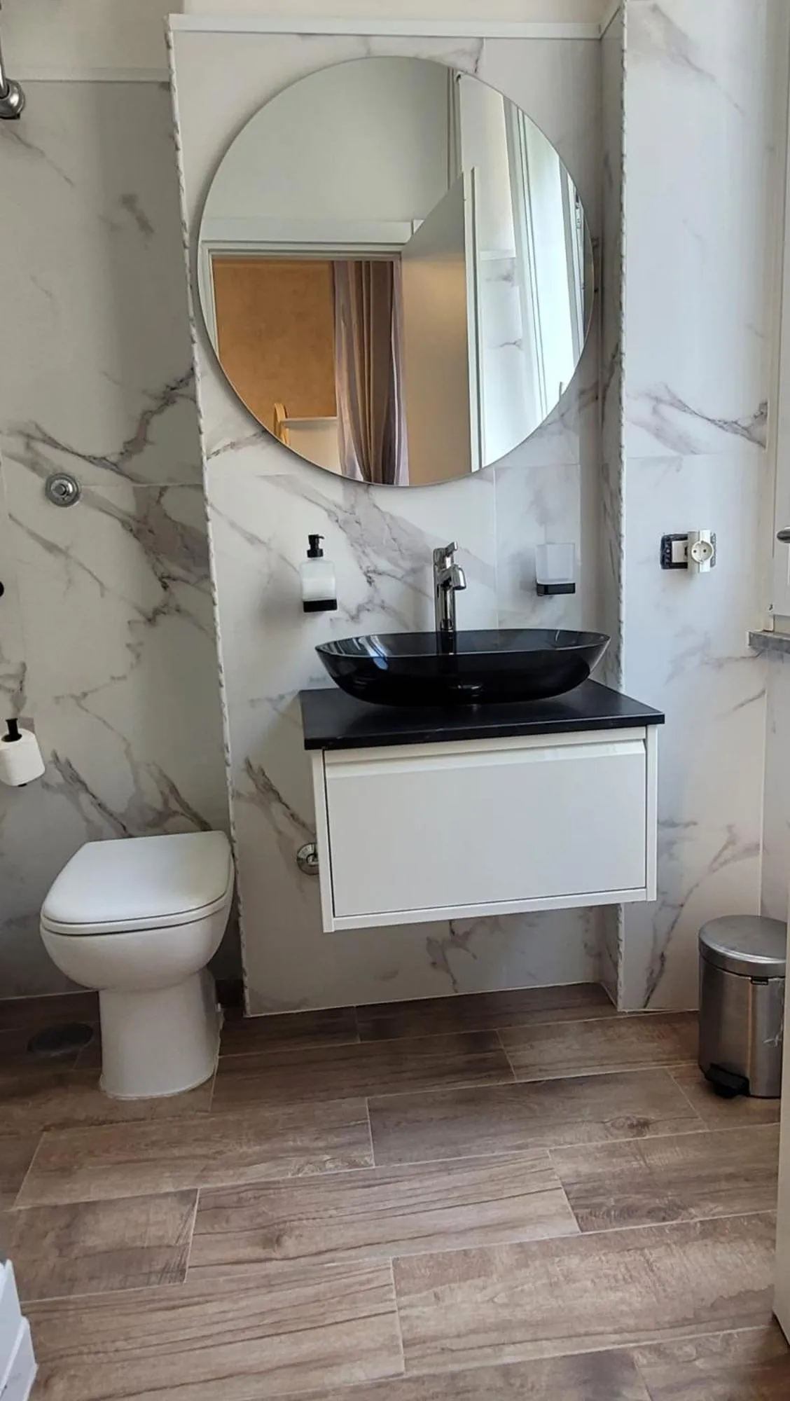 Bathroom in RomAntic Dreams