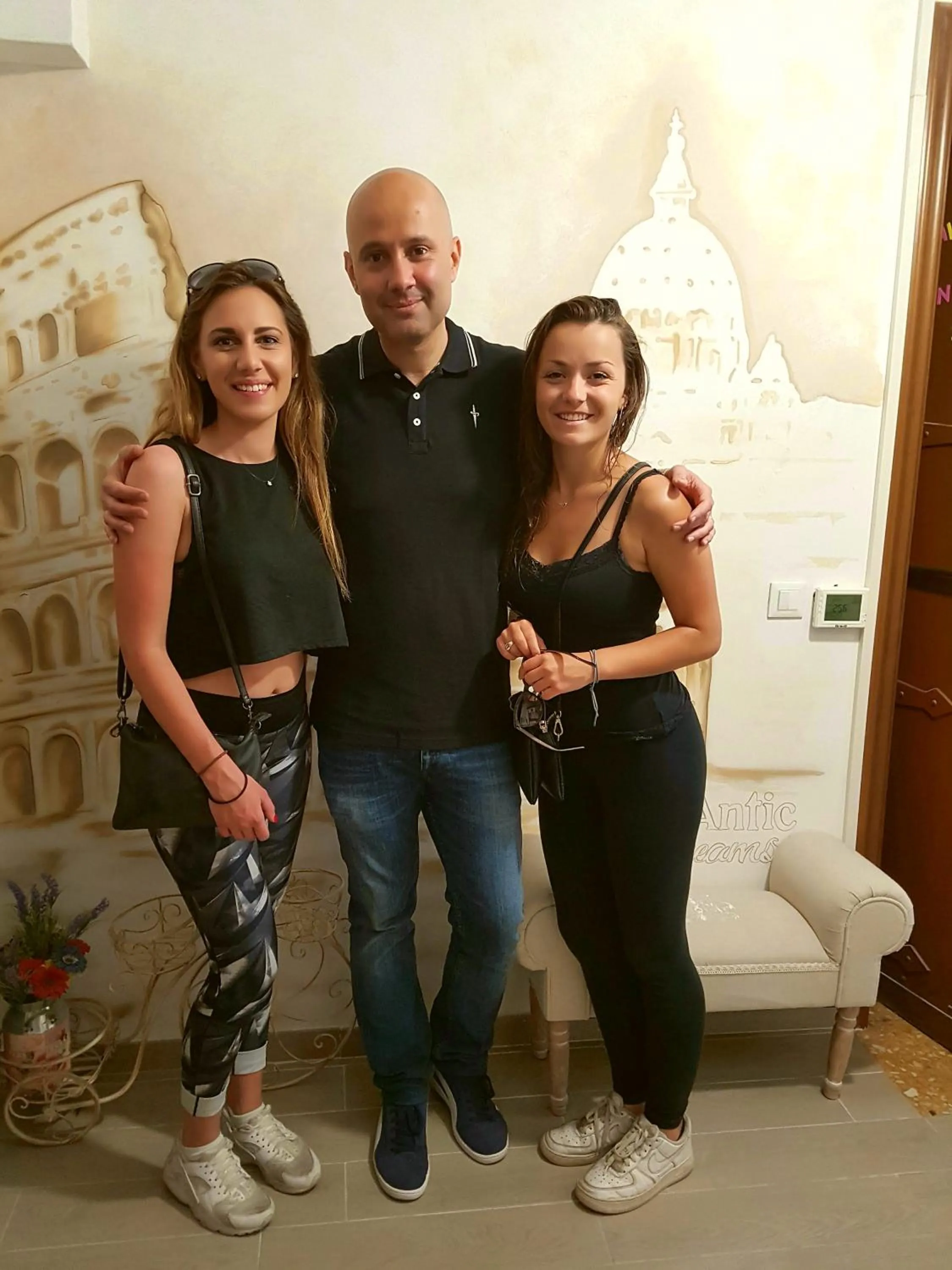 Staff in RomAntic Dreams