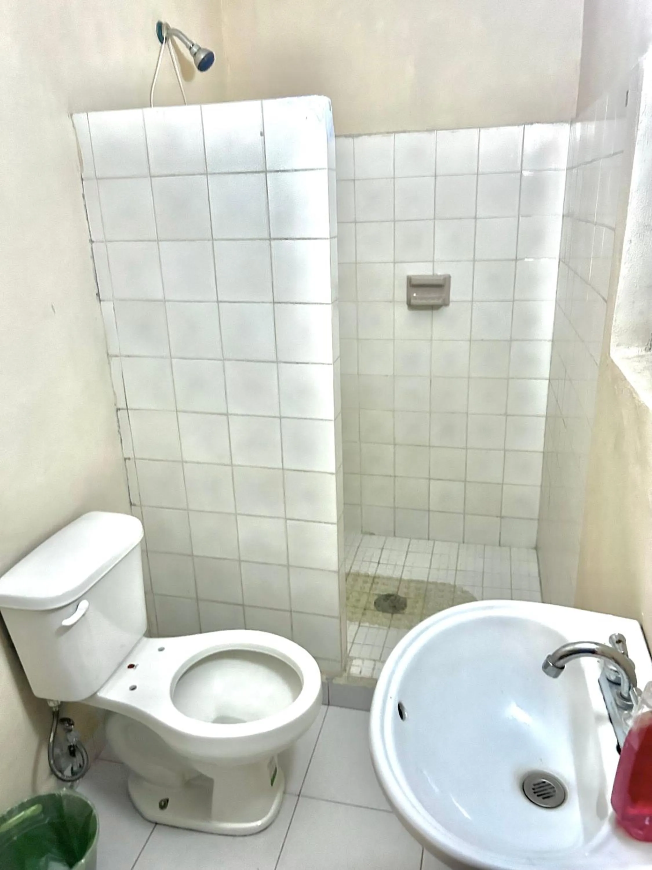 Shower in Hotel Las Palmas By GEstores