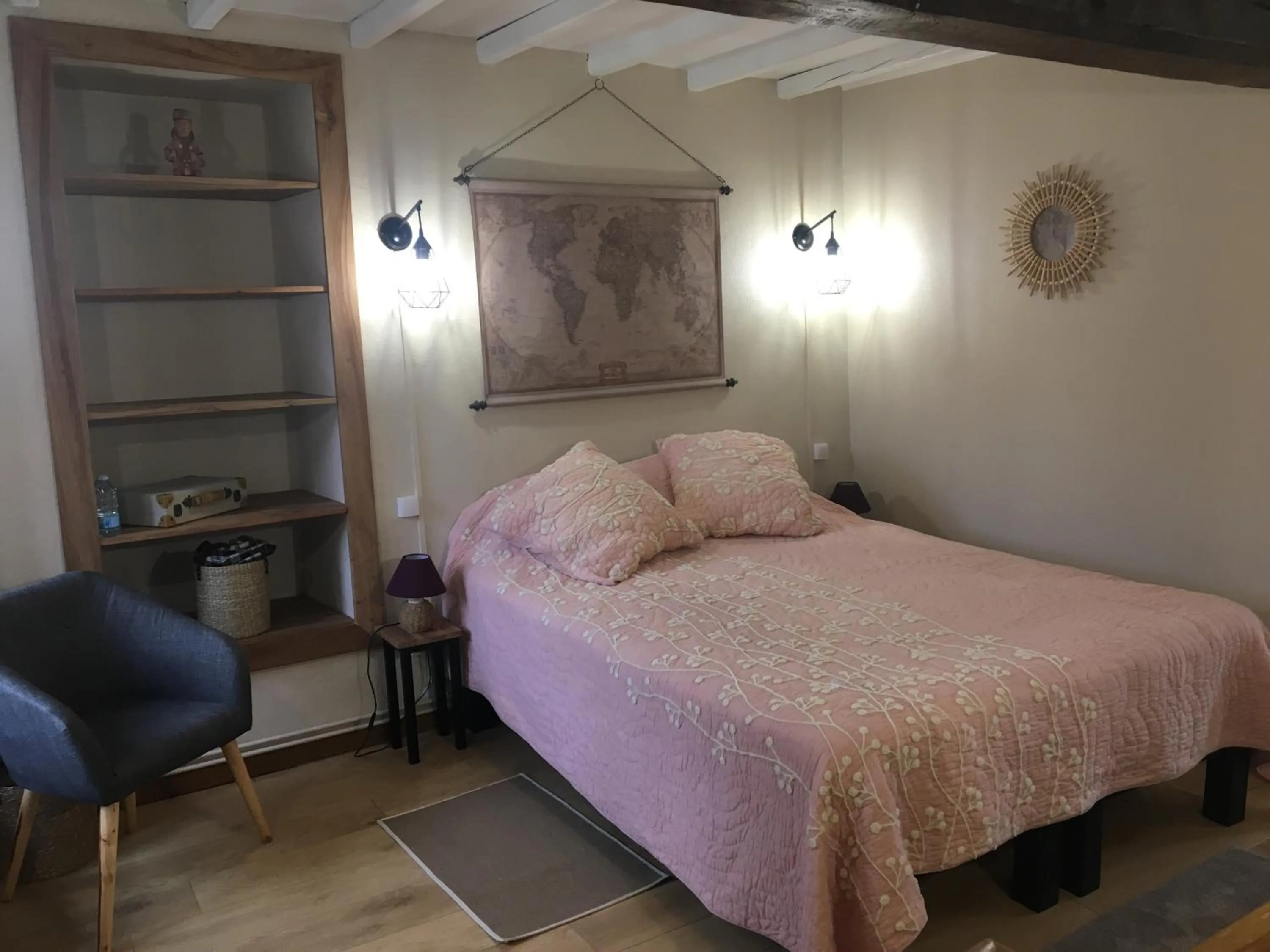 Bed in La Commanderie