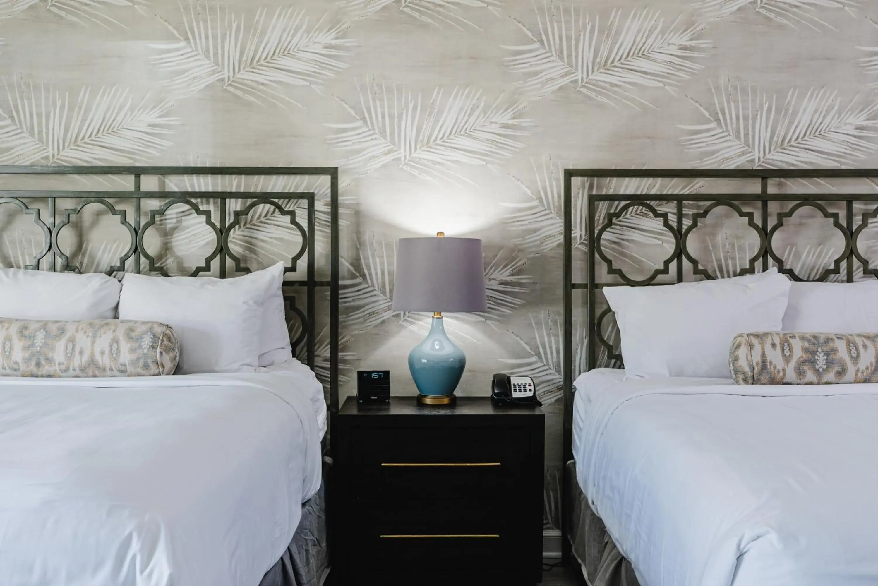 Deluxe Room Non- Lakeview with Two Queen Beds in The Geneva Inn Deluxe Room Non- Lakeview with Two Queen Beds in The Geneva Inn