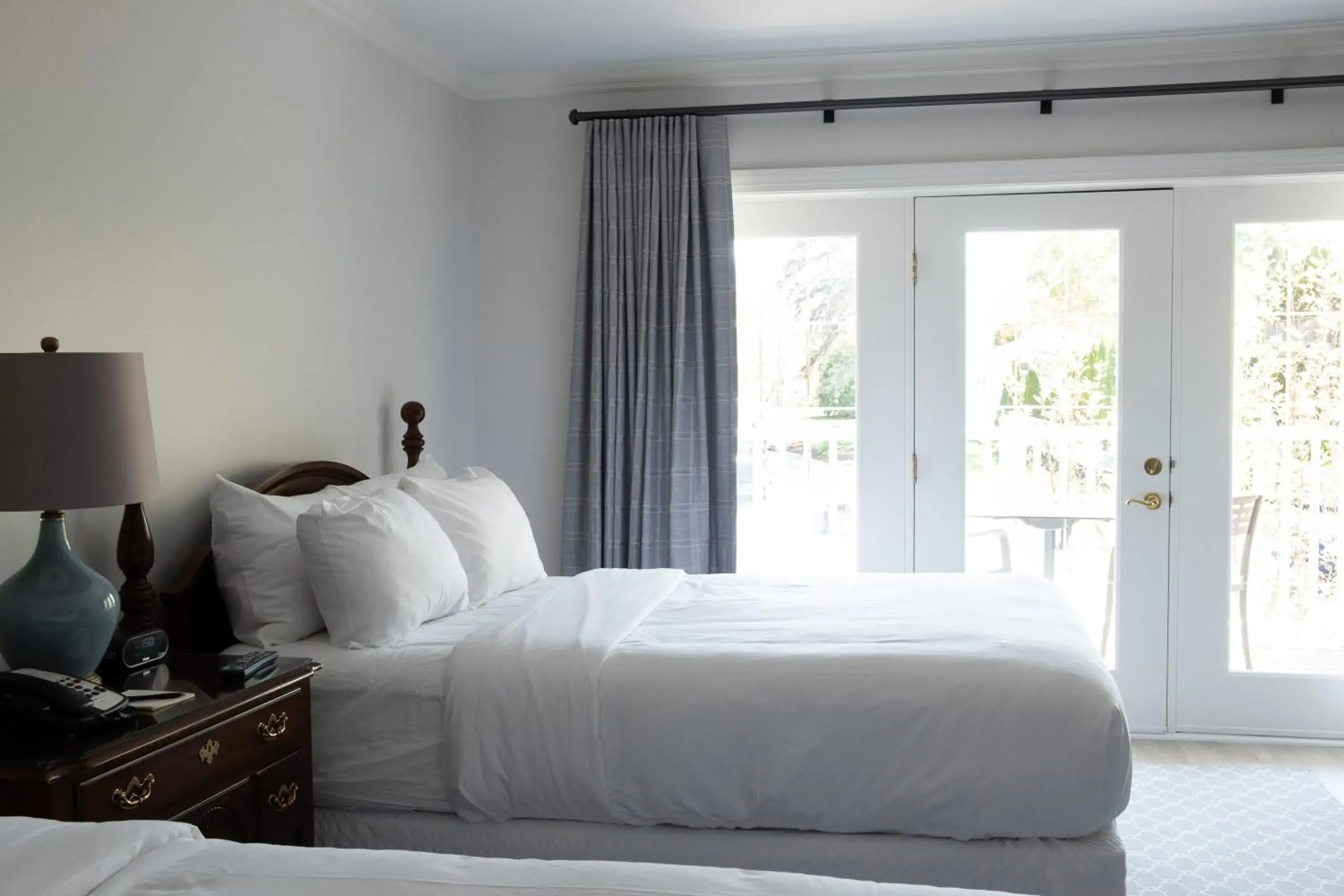 Deluxe Room Non- Lakeview with Two Double Beds and Balcony in The Geneva Inn Deluxe Room Non- Lakeview with Two Double Beds and Balcony in The Geneva Inn