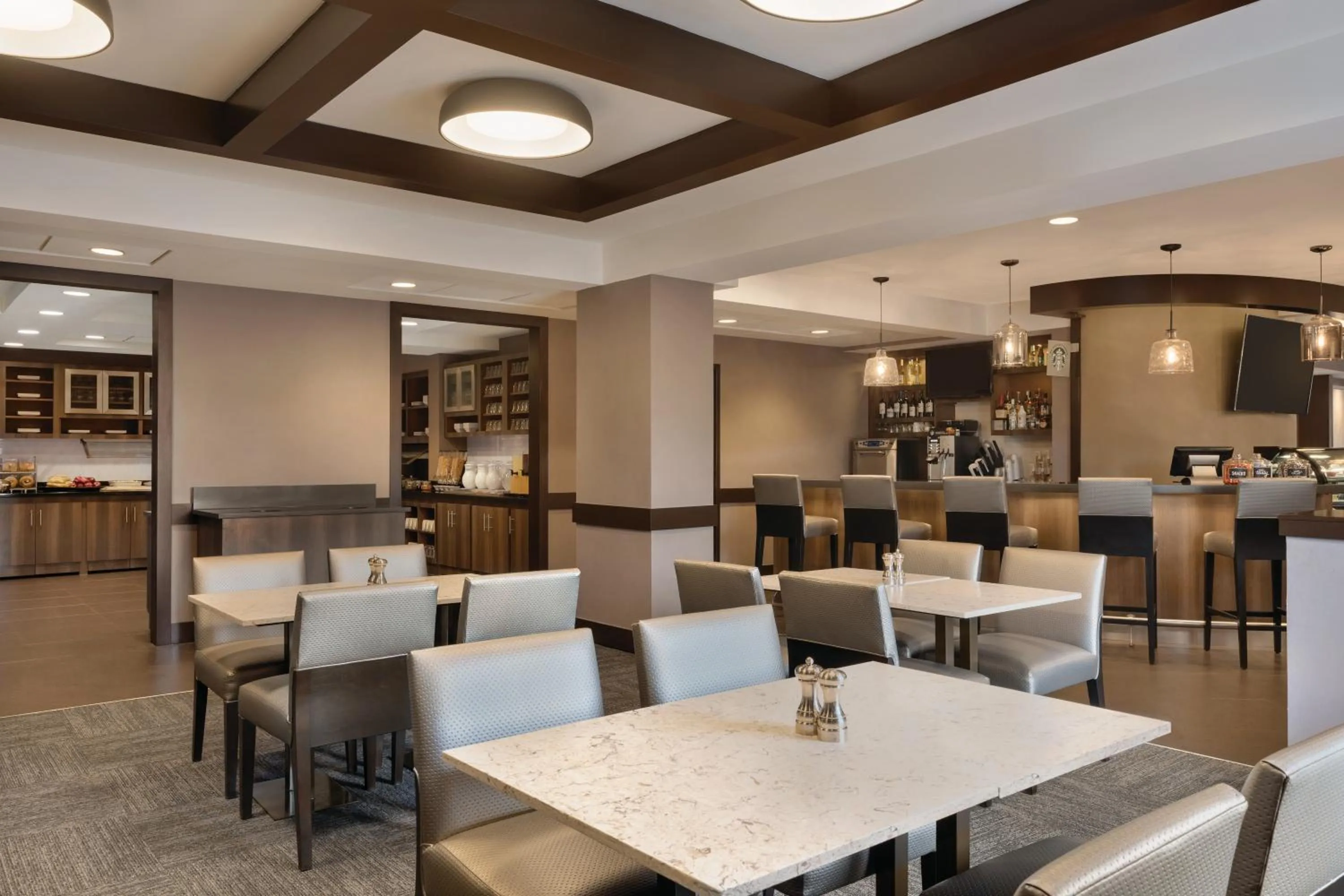 Restaurant/places to eat in Hyatt Place Philadelphia/ King of Prussia