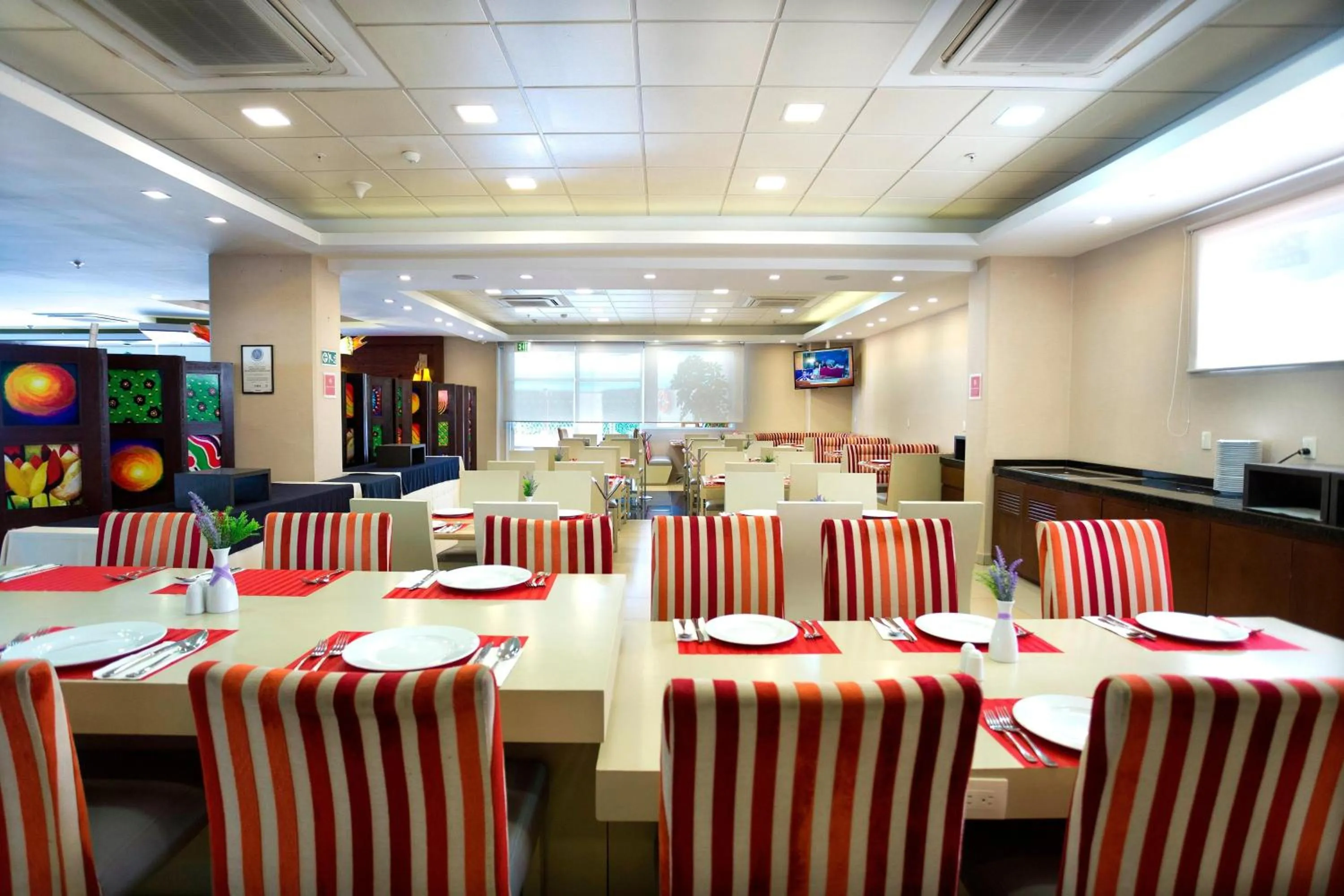 Restaurant/places to eat in Four Points by Sheraton Queretaro Norte