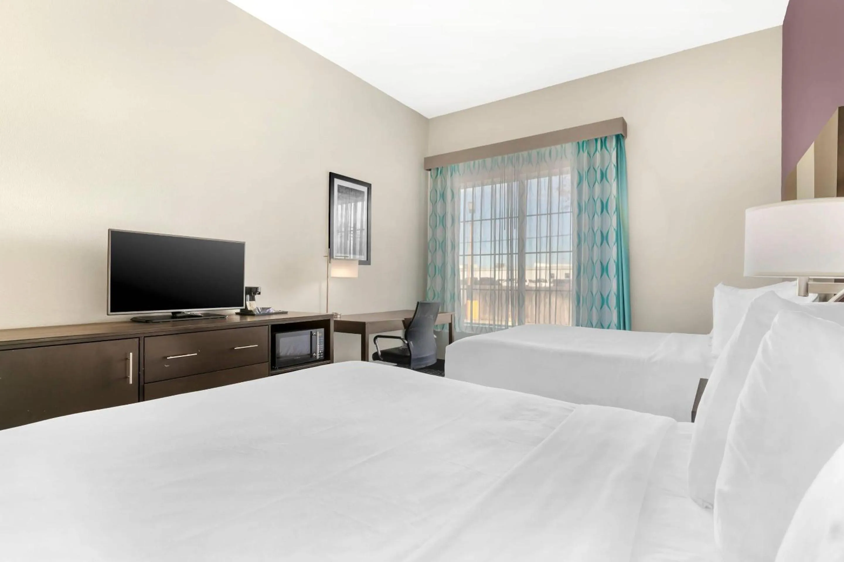 Bedroom, Bed in Comfort Inn & Suites