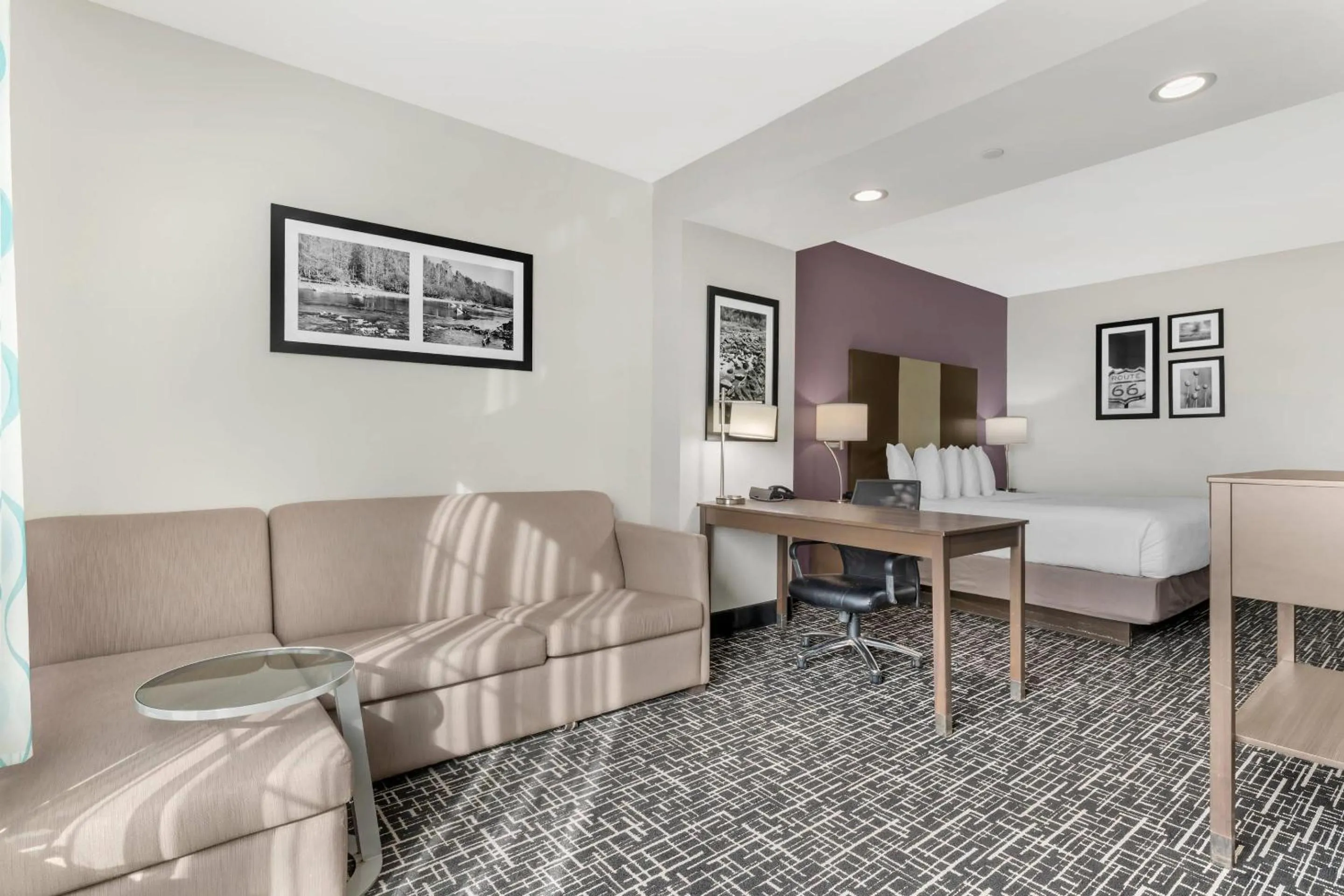 Bedroom in Comfort Inn & Suites