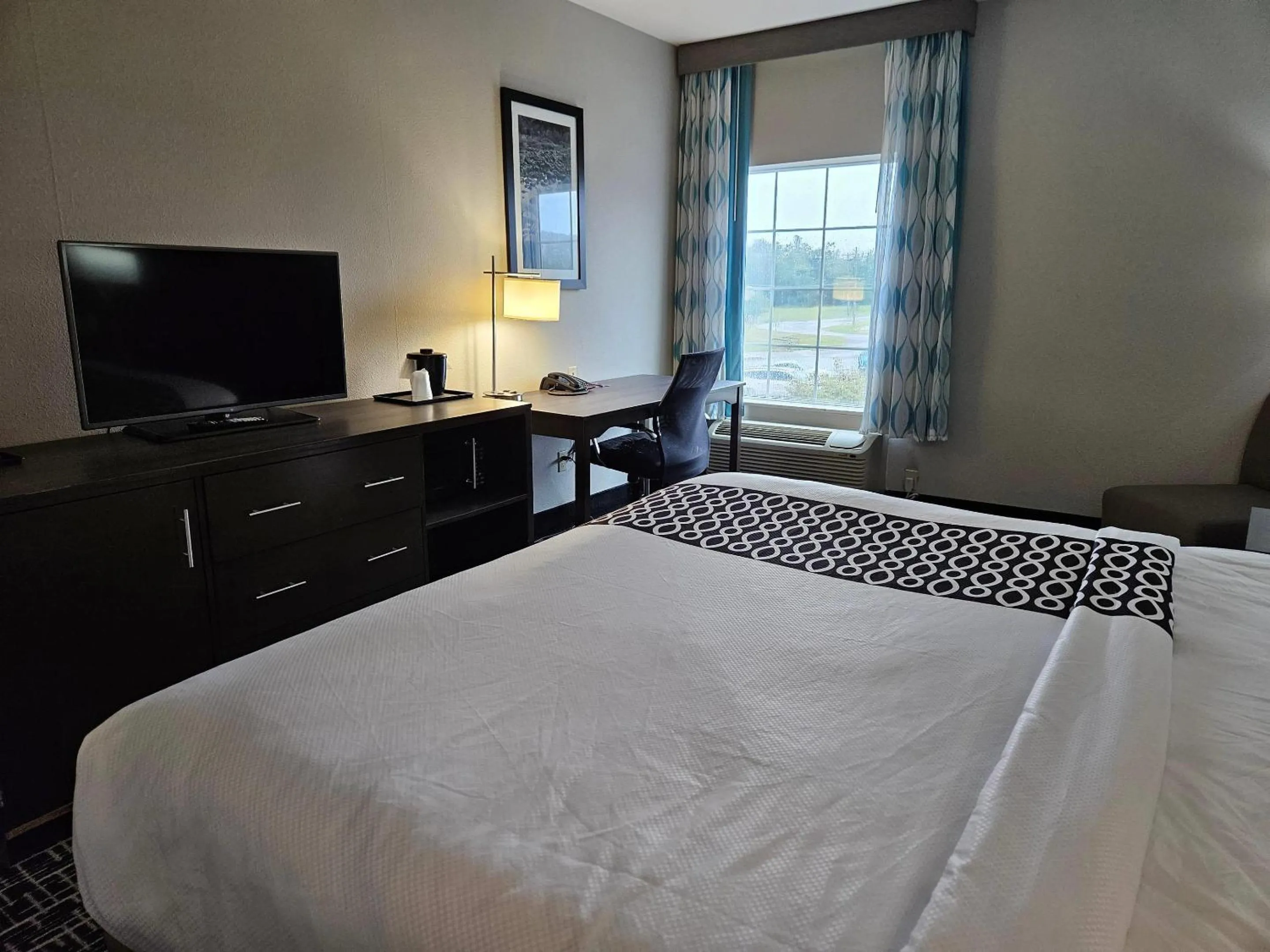 Bedroom, Bed in Comfort Inn & Suites