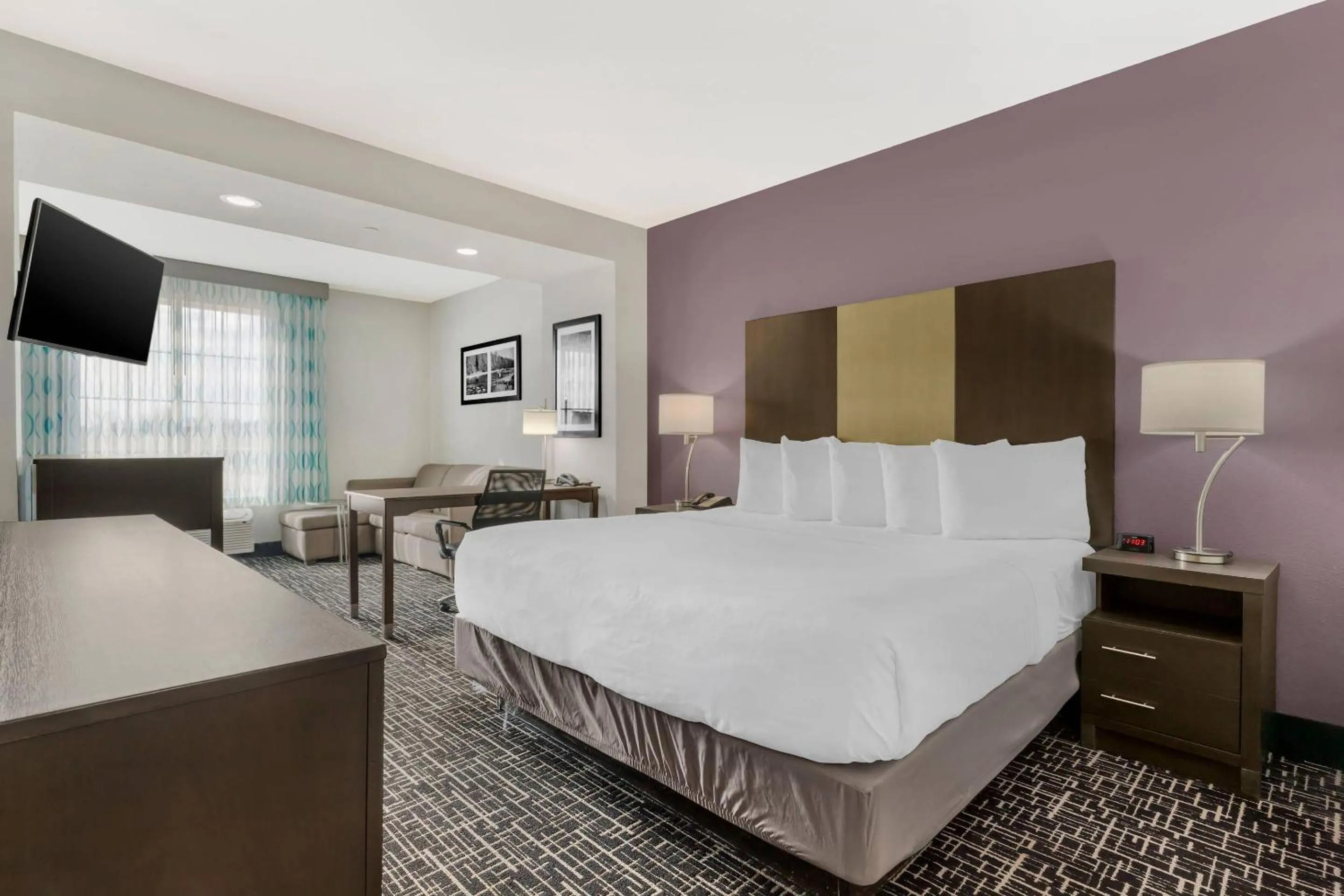 Bedroom, Bed in Comfort Inn & Suites