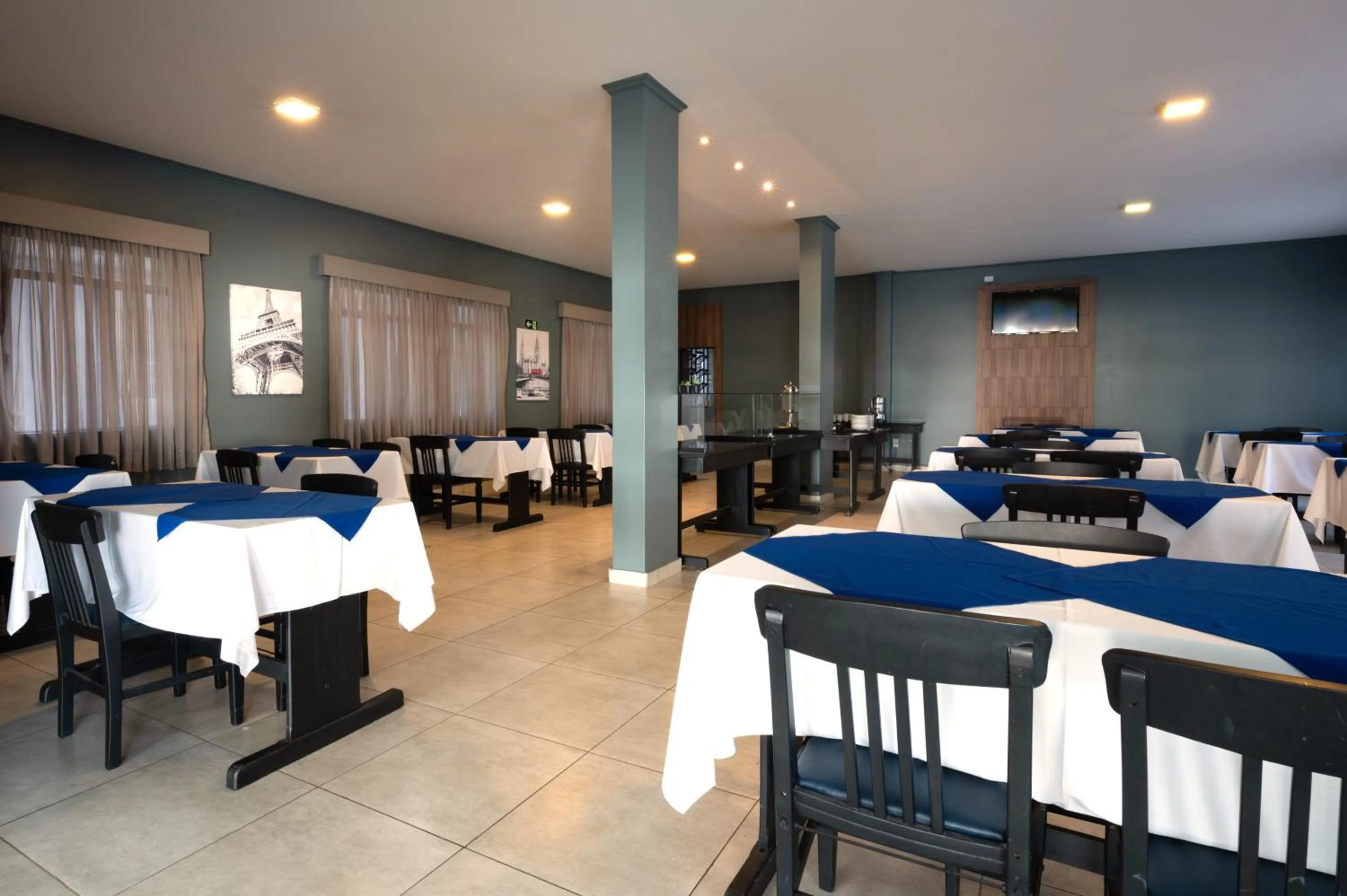 Restaurant/places to eat in Italian Palace Hotel Rede Carlton