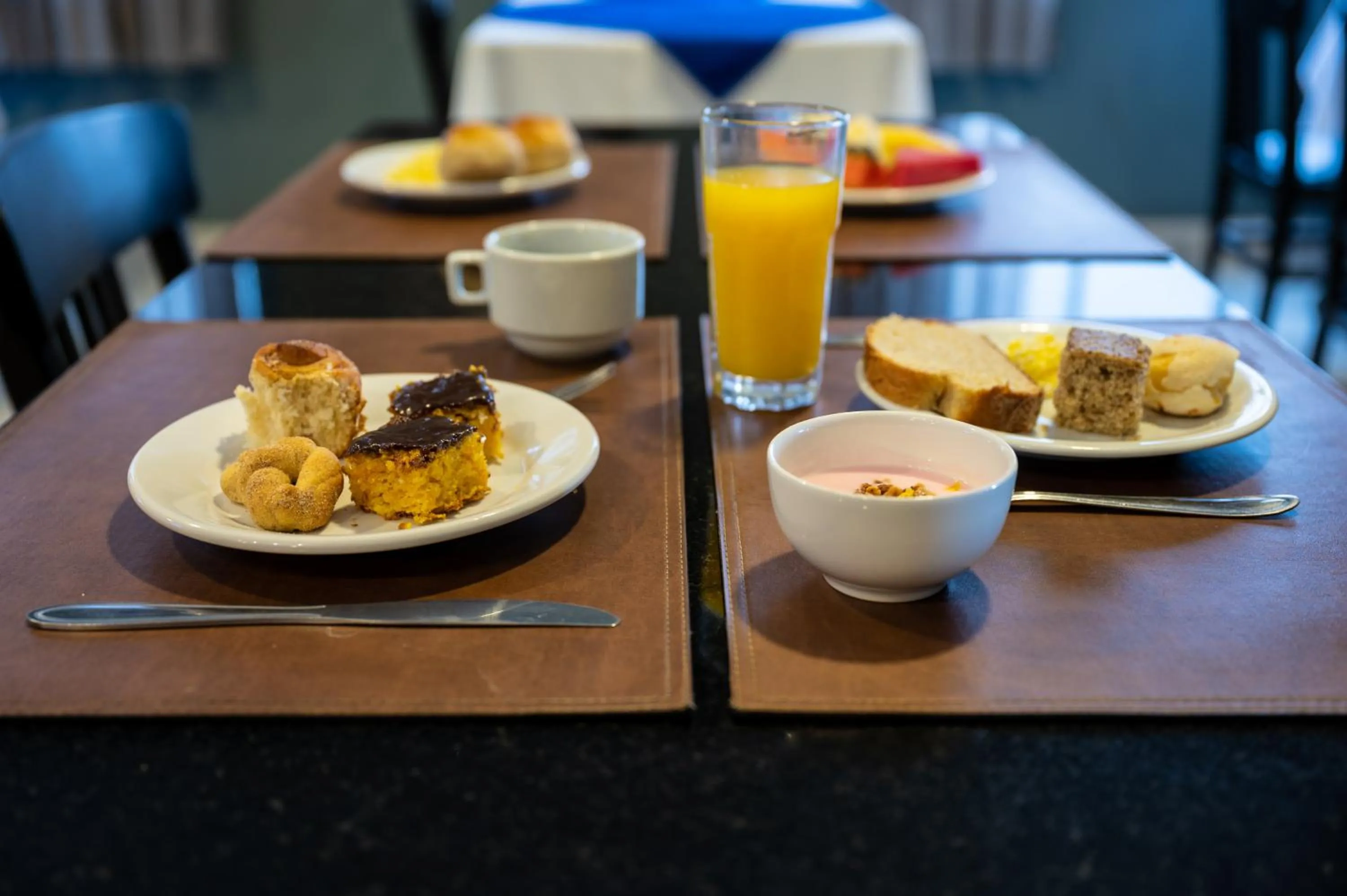 Breakfast in Italian Palace Hotel Rede Carlton