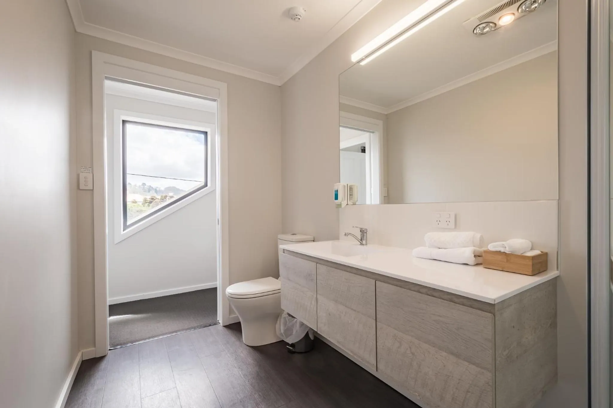 Bathroom in Seabrook Hotel