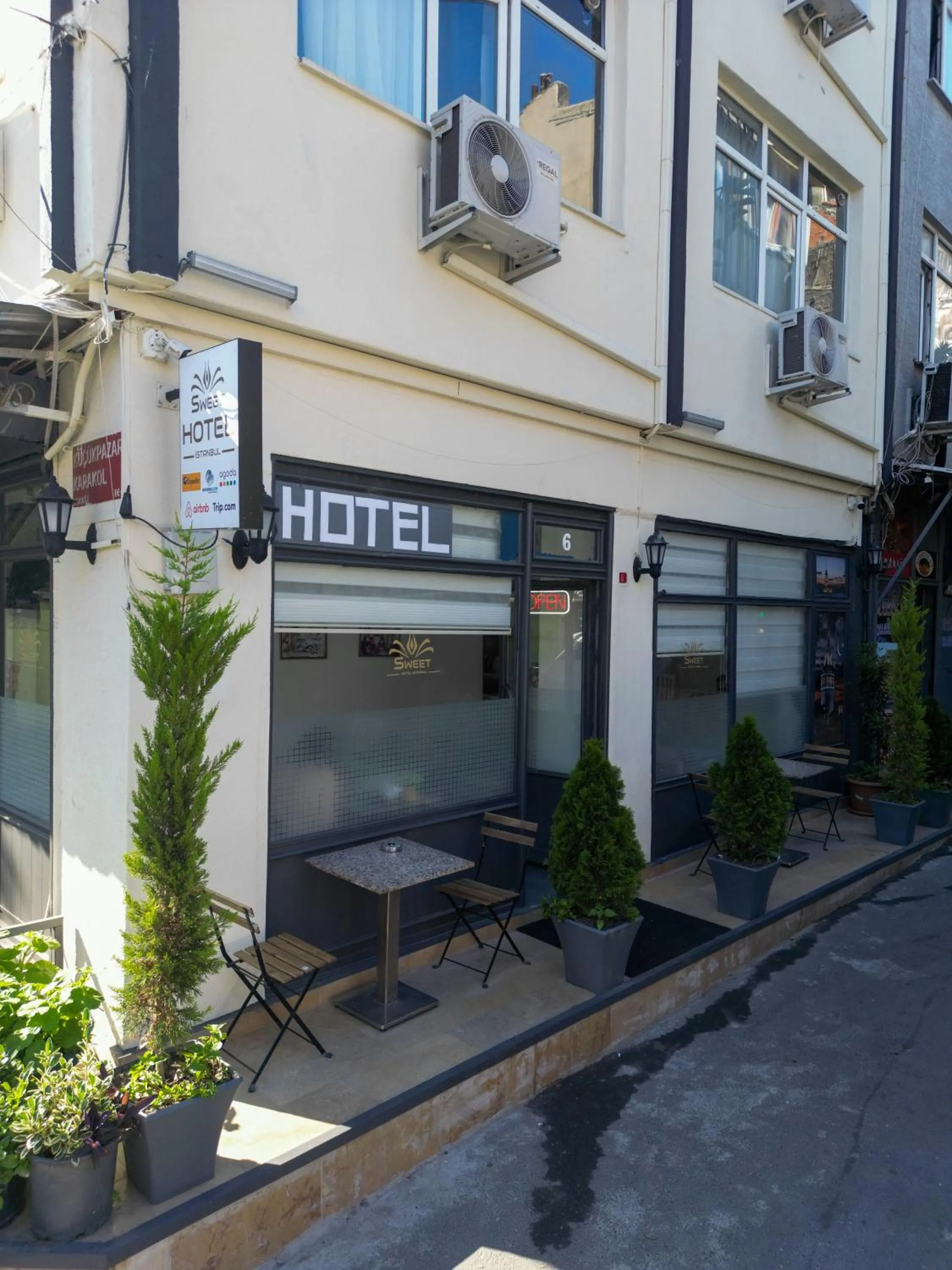Property building in Sweet Hotel Istanbul