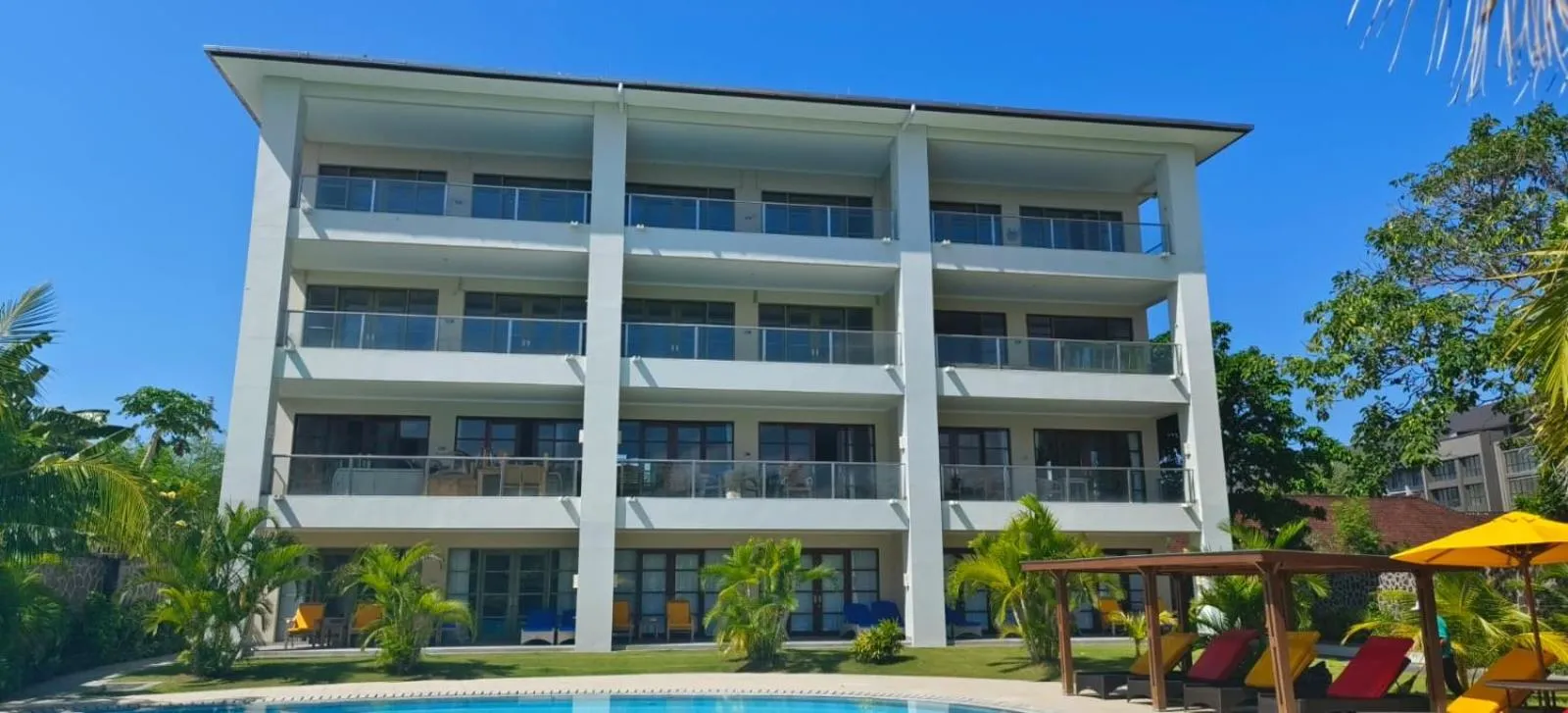 Peninsula Bay Resort