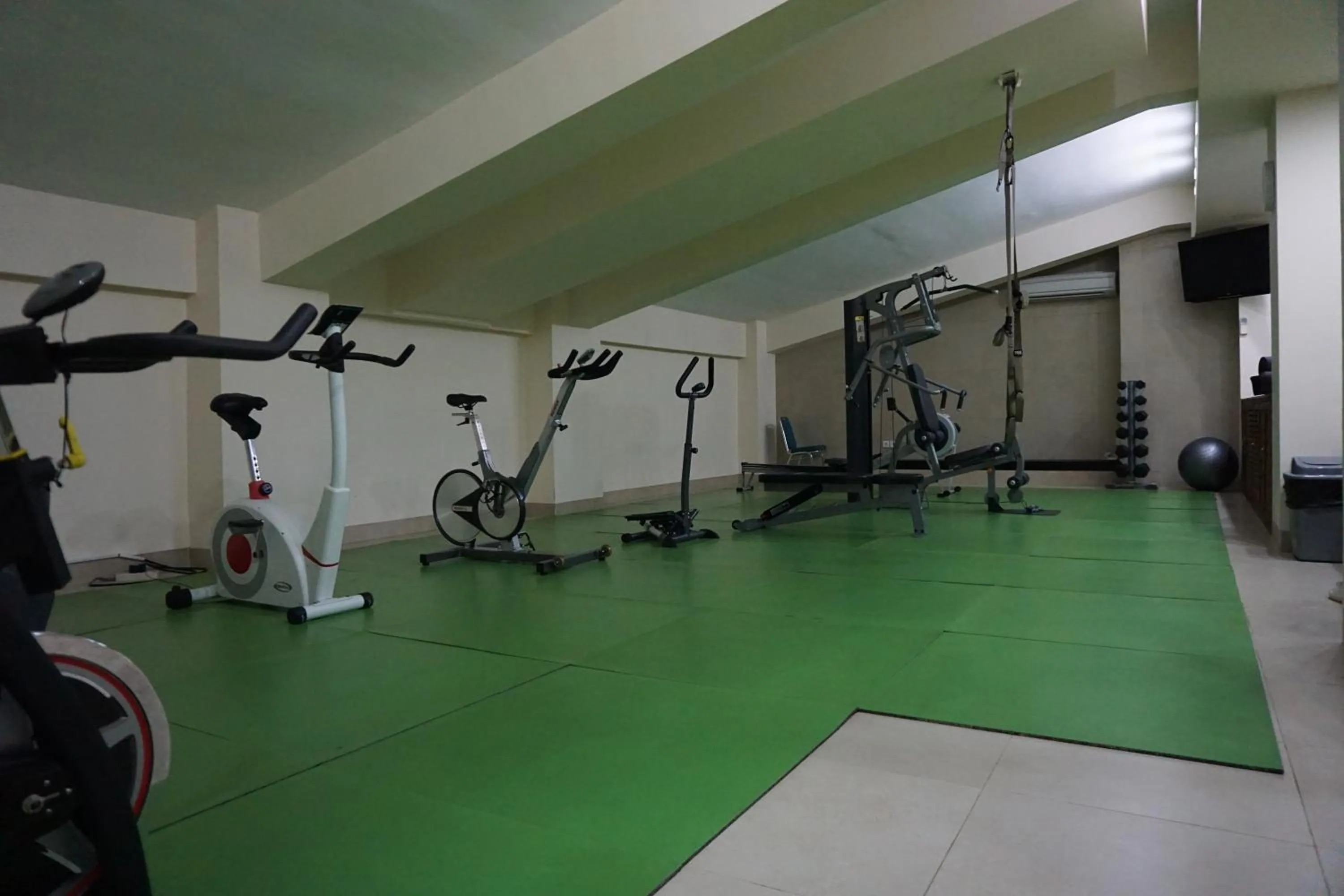 Fitness centre/facilities in Peninsula Bay Resort