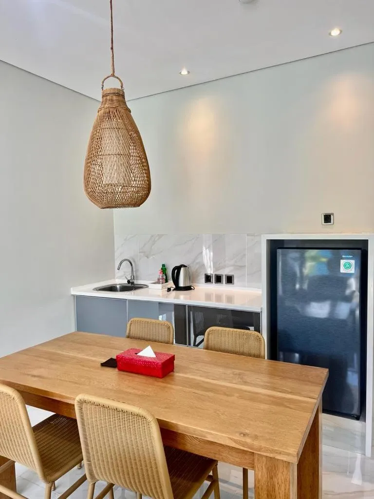 Peninsula Bay Resort