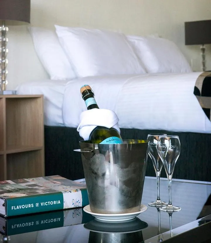 Bed in Tuileries at De Bortoli Rutherglen