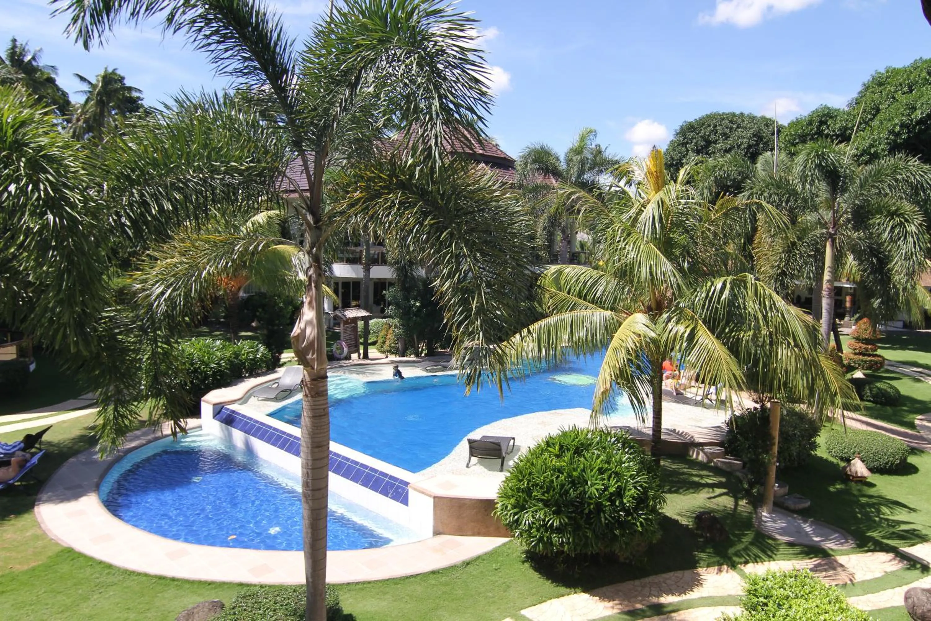 Garden in Vida Homes Condo Resort