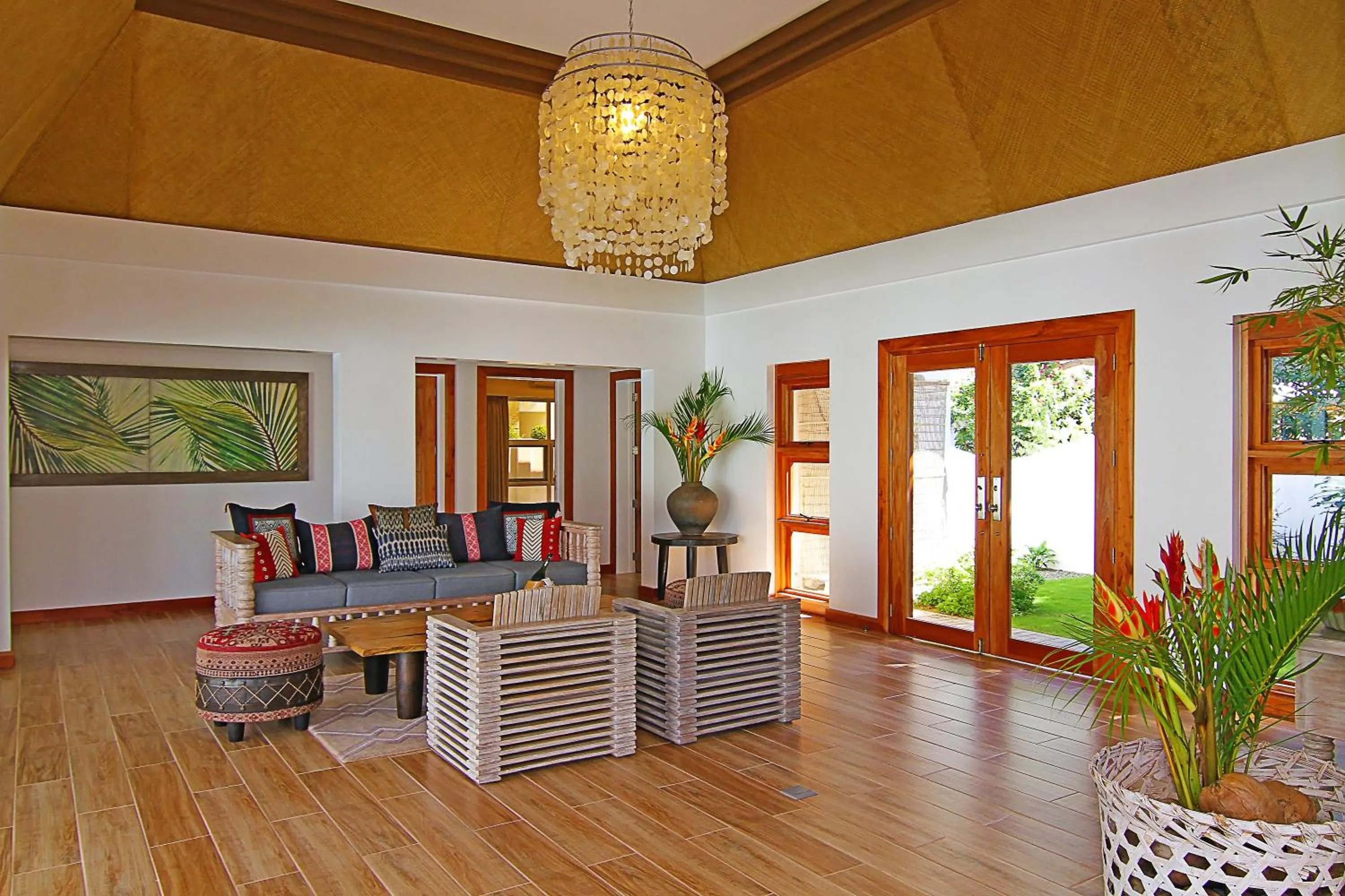 Seating area in Vida Homes Condo Resort