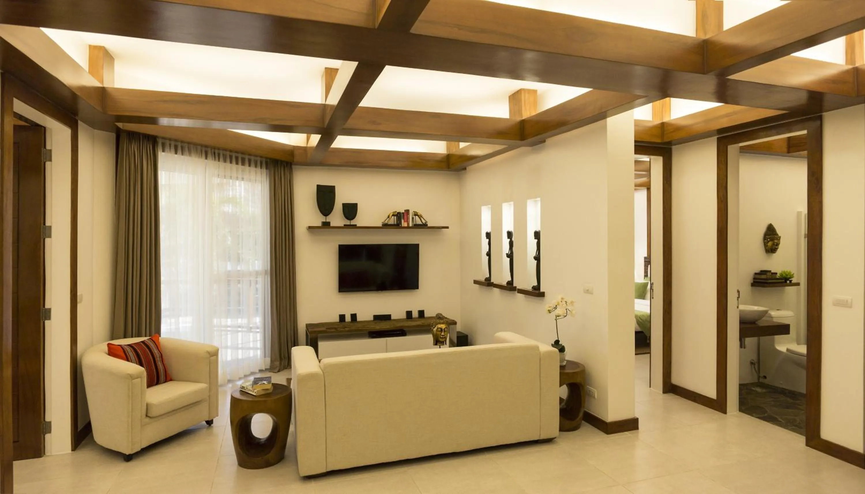 Toilet in Vida Homes Condo Resort