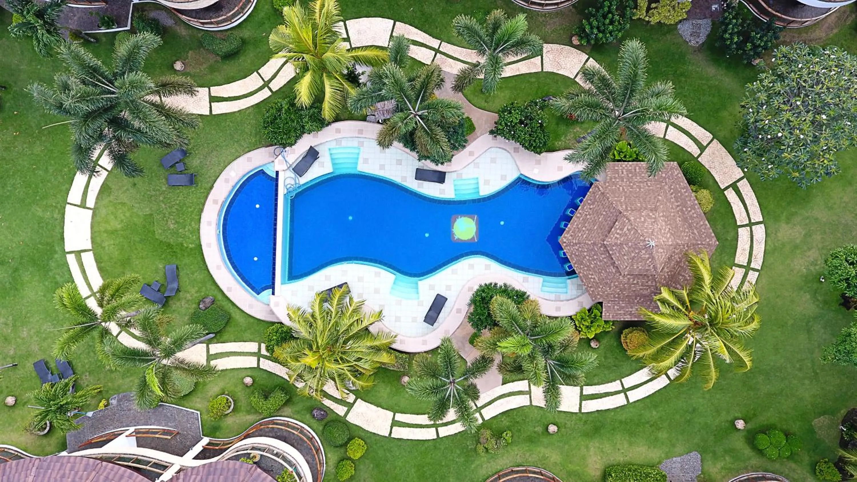 Bird's eye view in Vida Homes Condo Resort