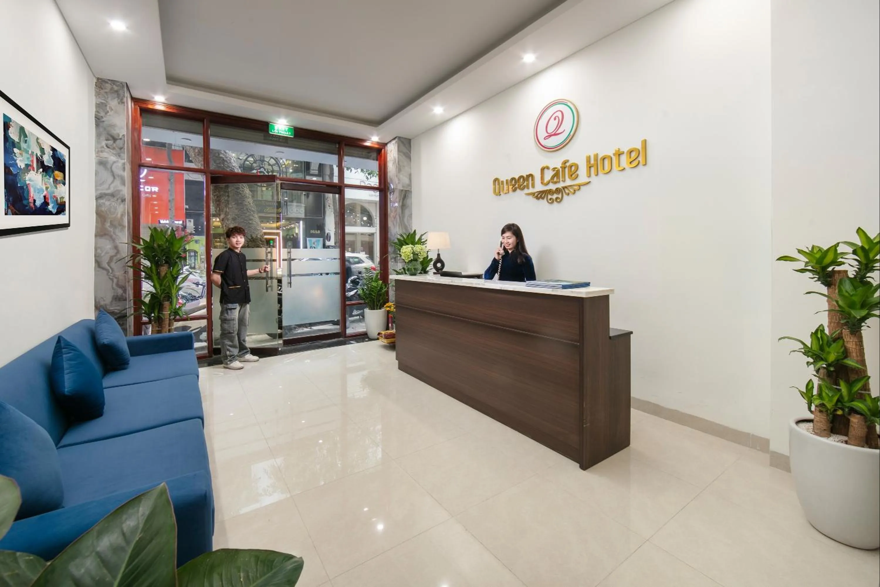 Staff in Queen Cafe Hotel