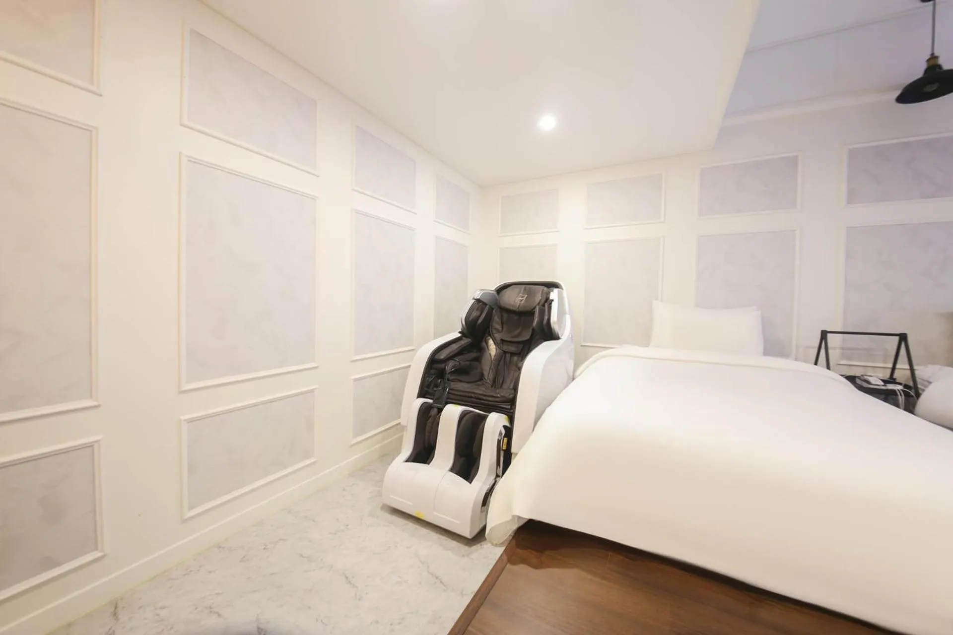 Bed in Fine Avenue Hotel