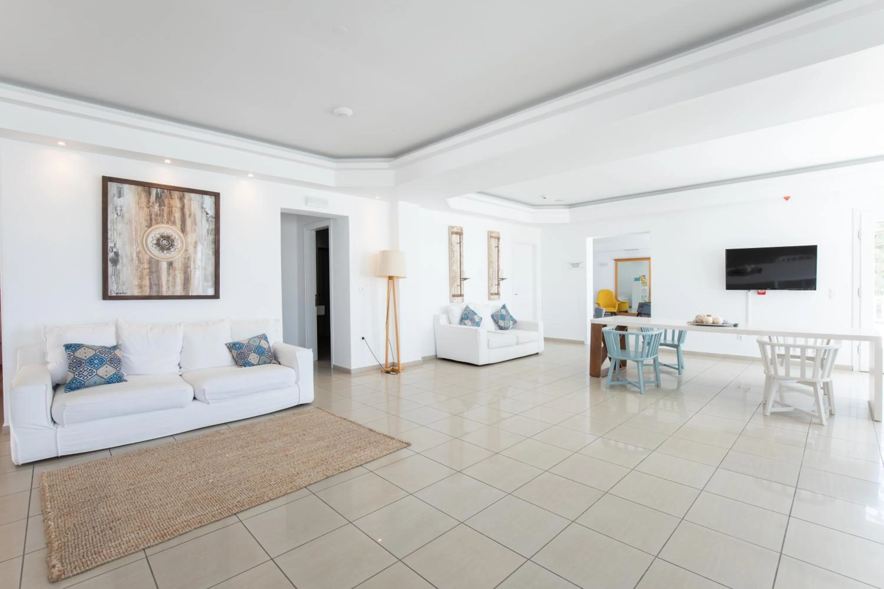 Lobby or reception, Bed in The George Hotel Mykonos