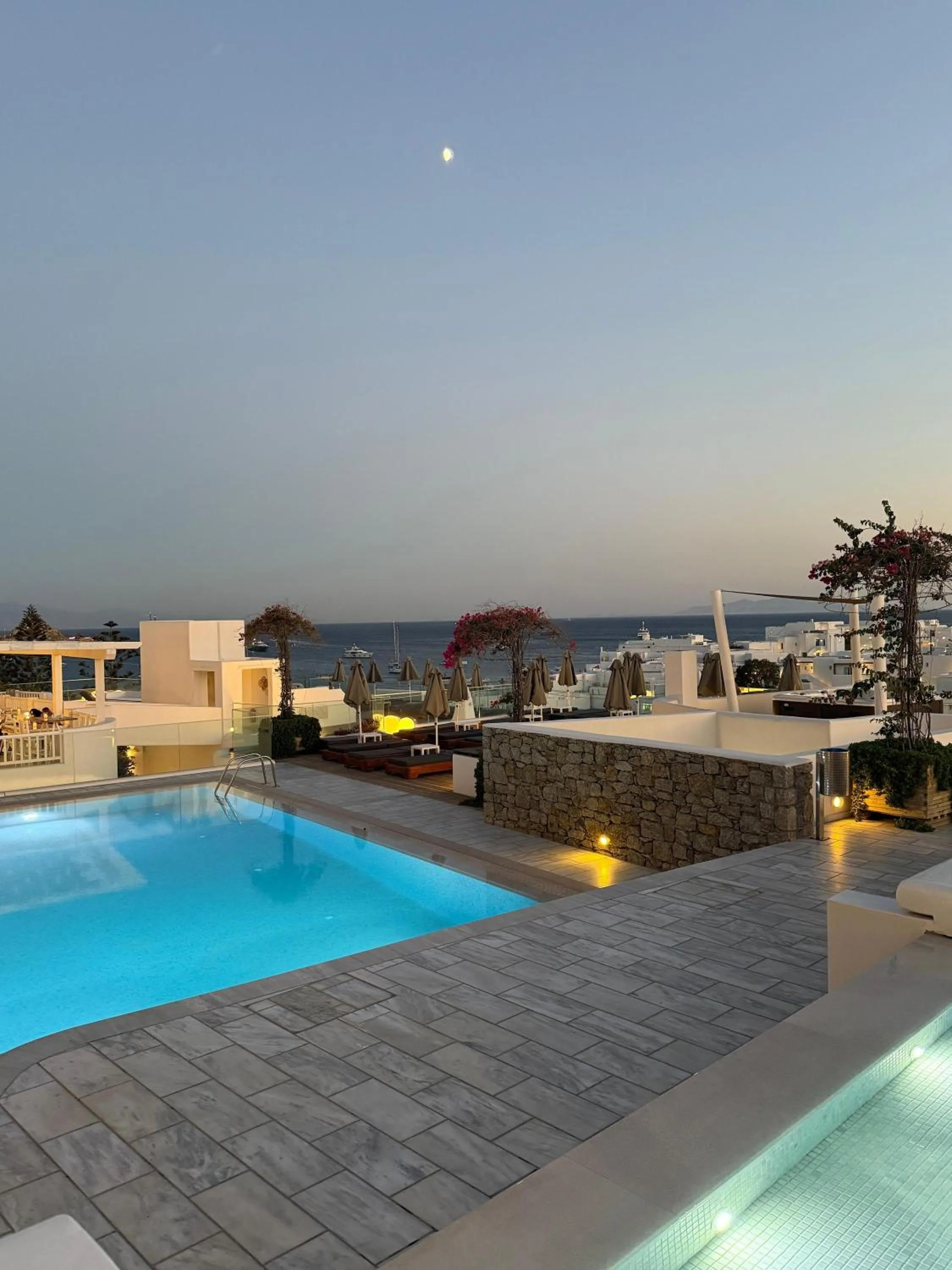Natural landscape in The George Hotel Mykonos