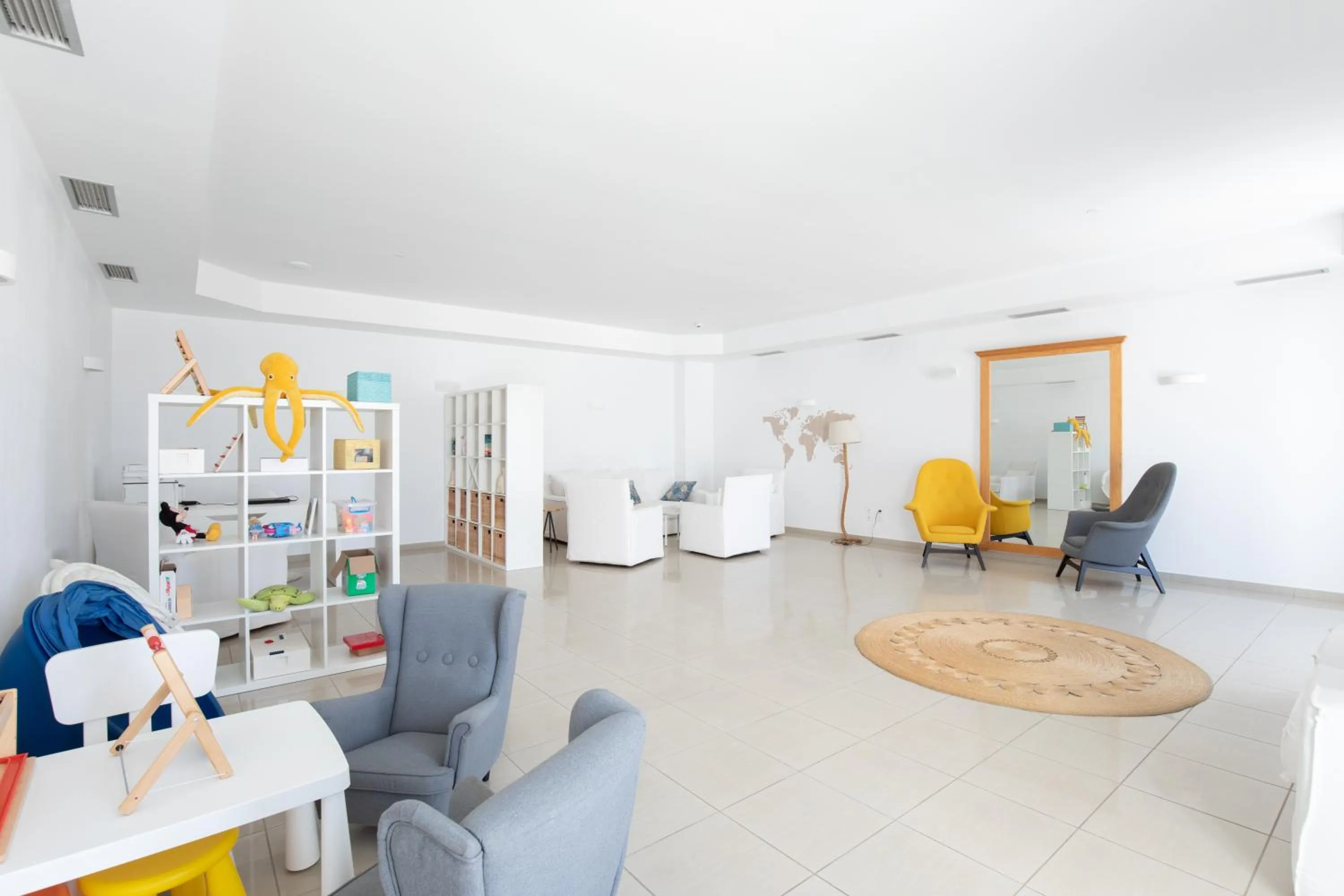 Lobby or reception in The George Hotel Mykonos