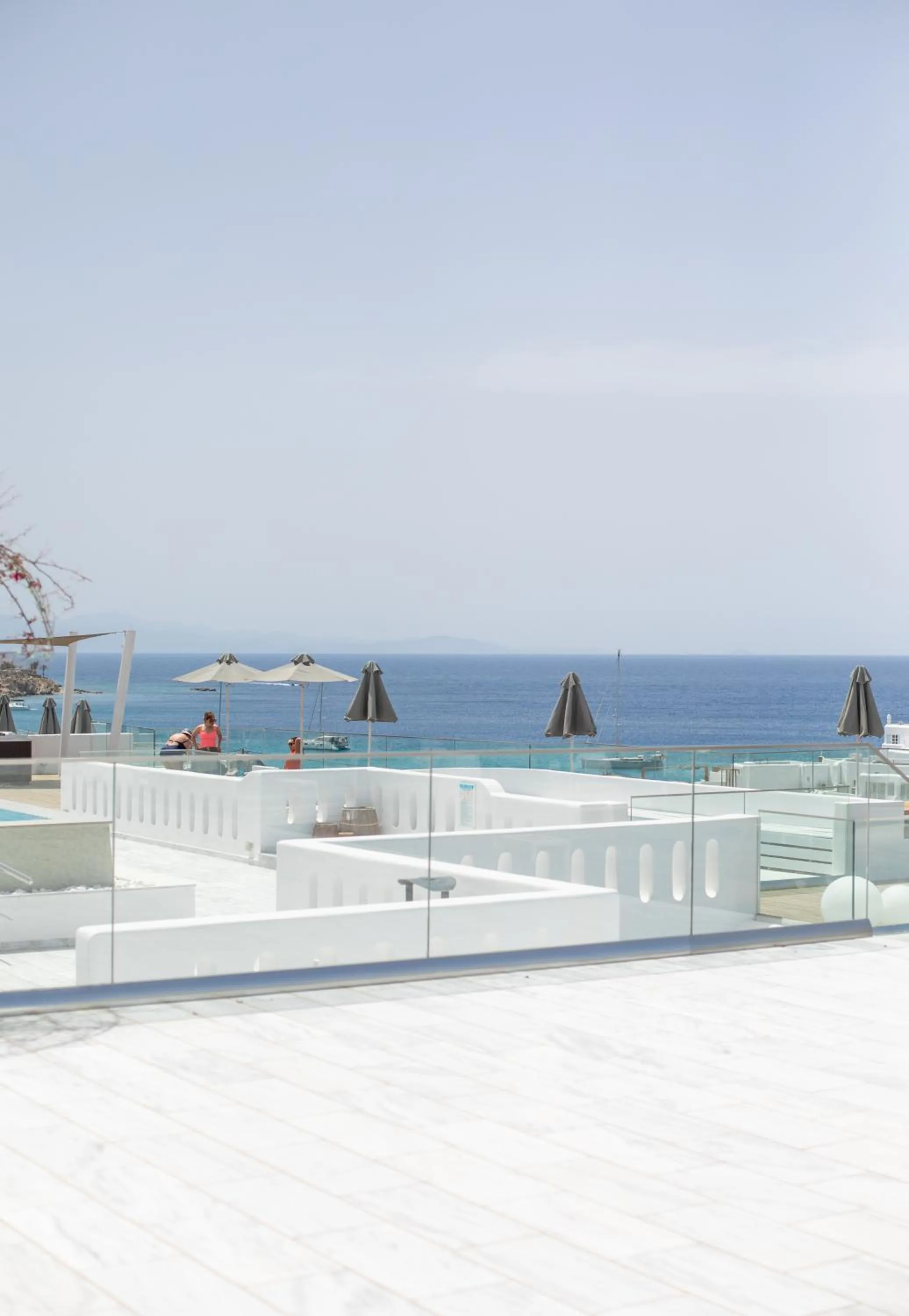 Day in The George Hotel Mykonos