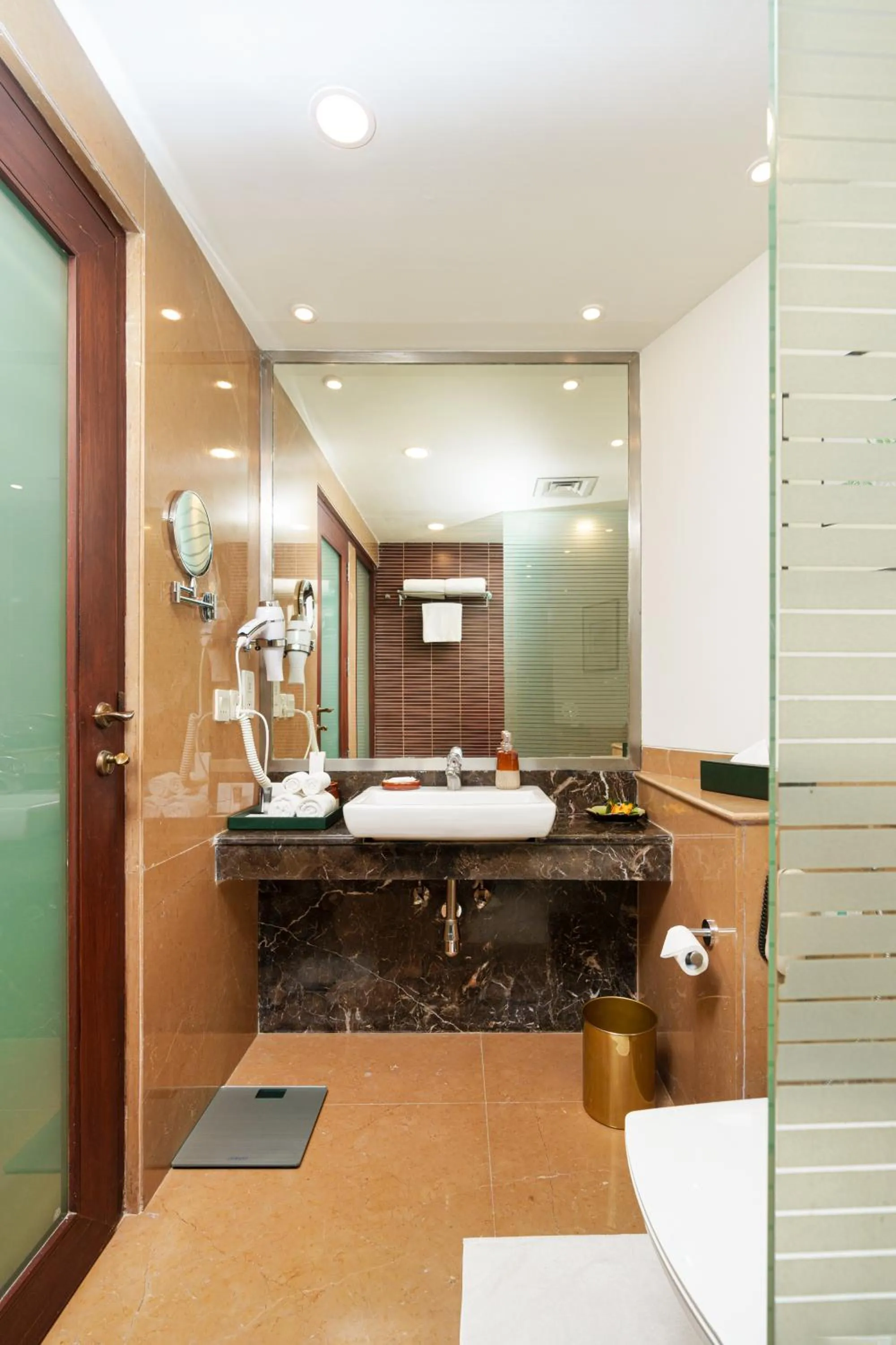 Bathroom in DLF Club 5