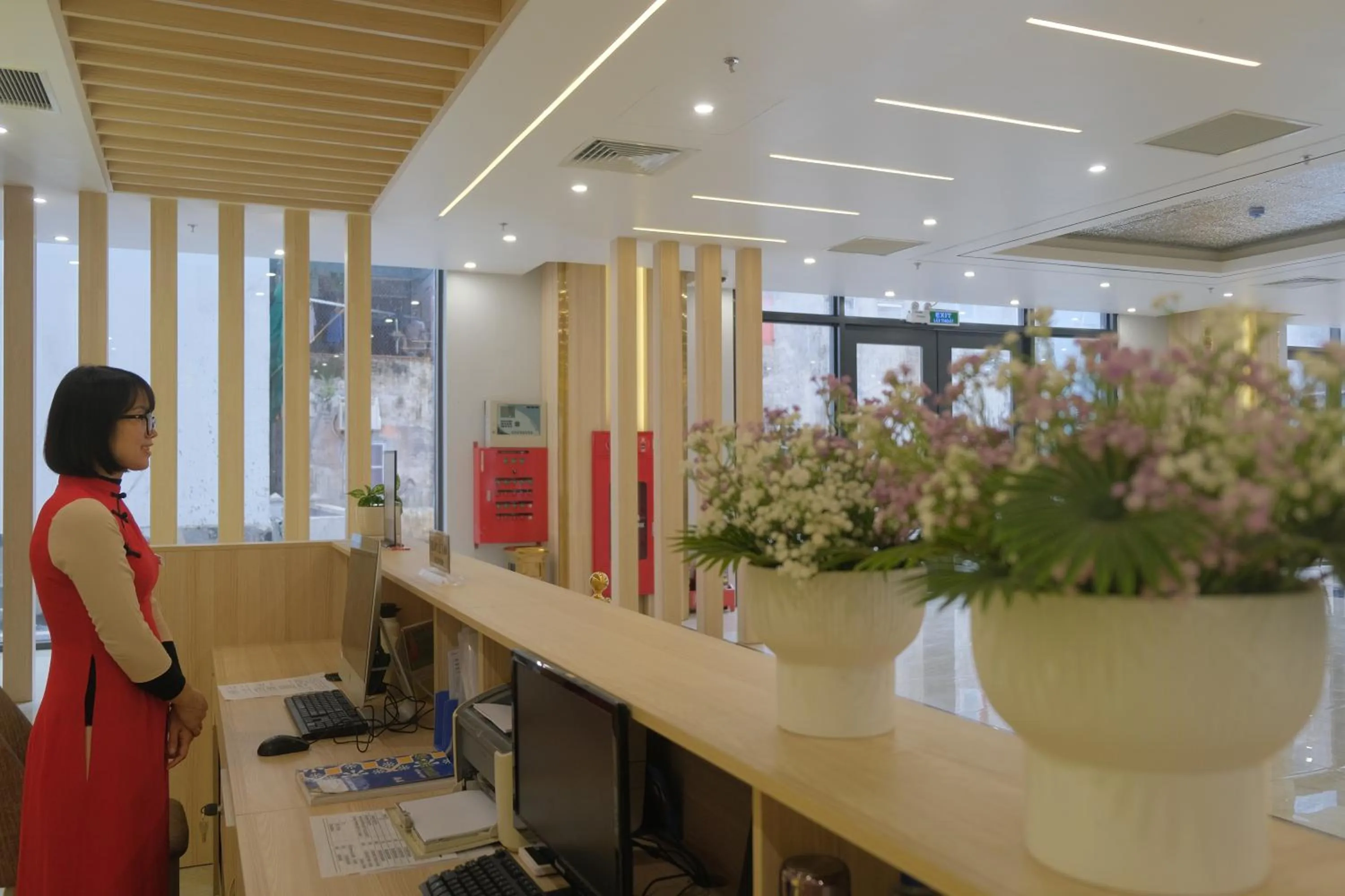 People in Infinity Hotel