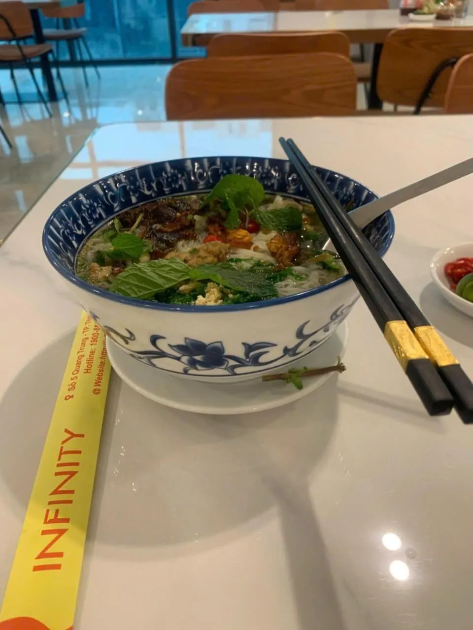 Restaurant/places to eat in Infinity Hotel