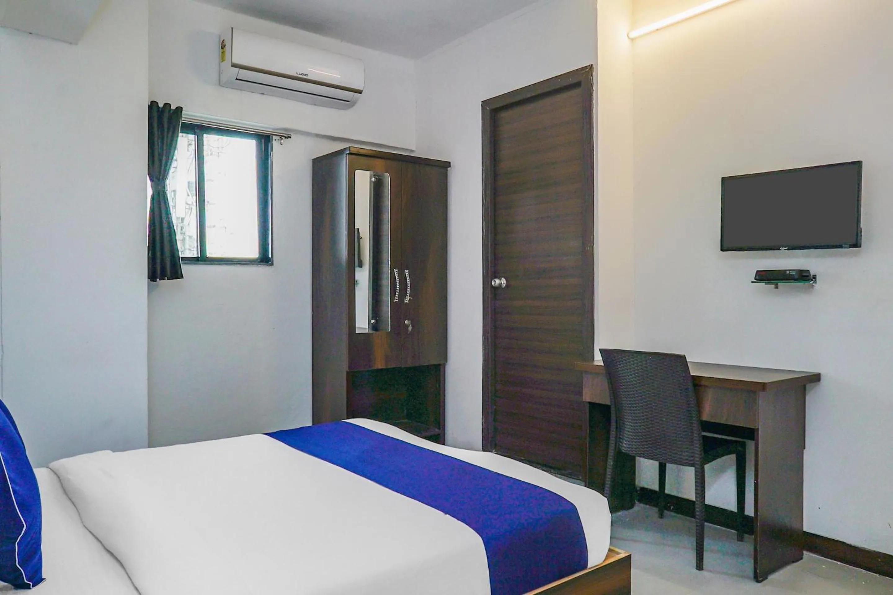 Bed in Hotel O Divine Destination