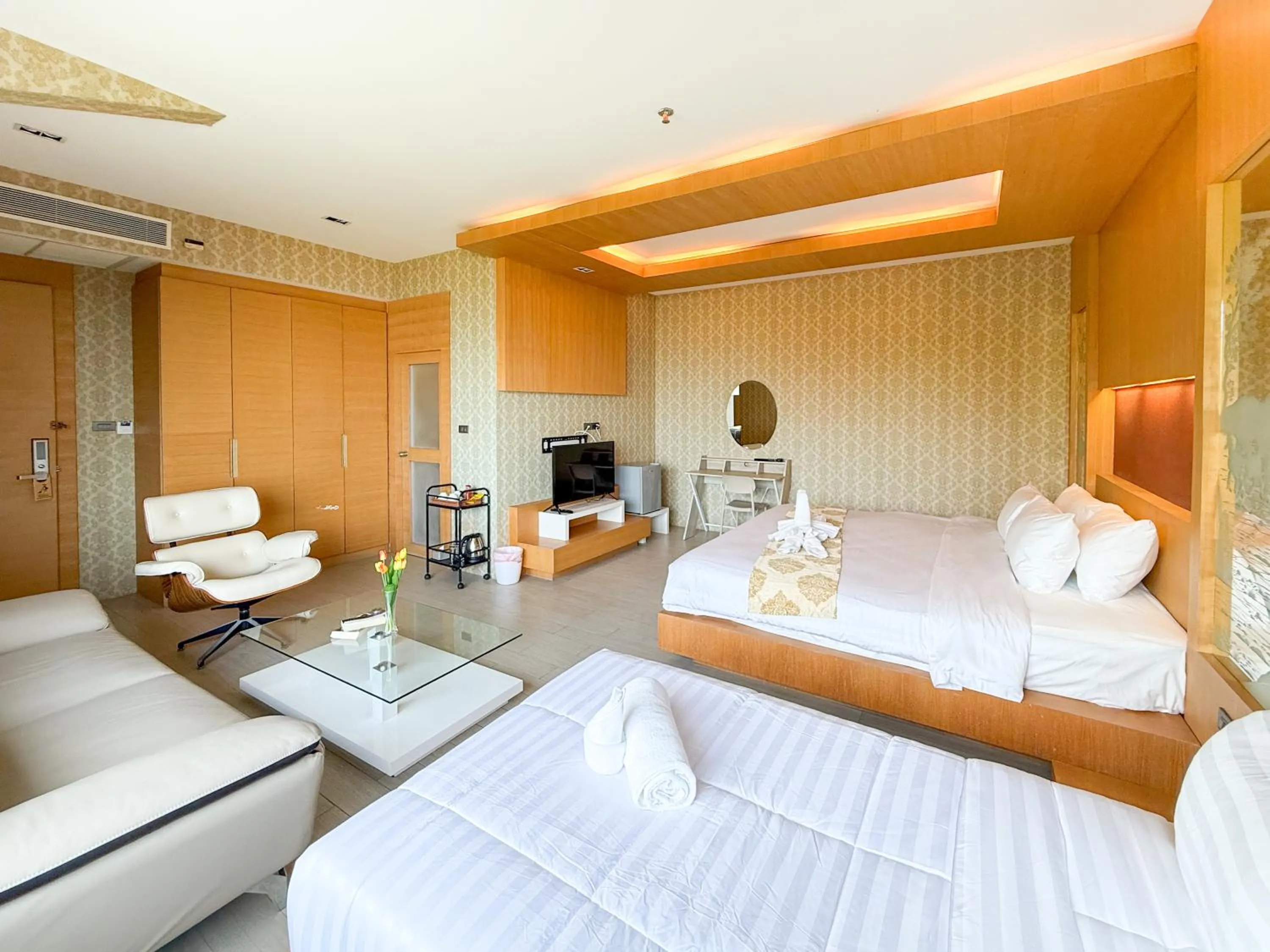 Bed in Jomtien Sands Residence
