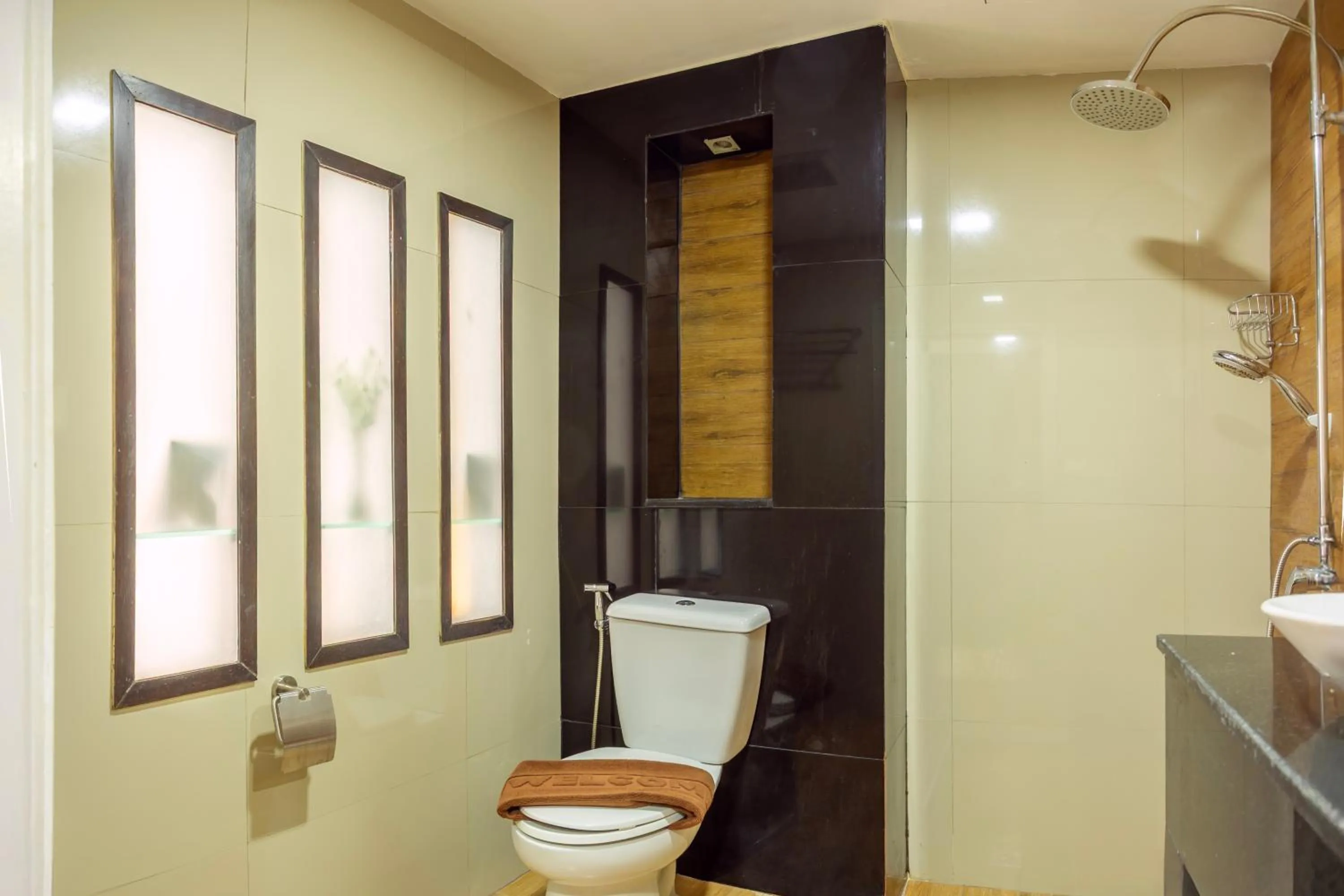 Shower in Jomtien Sands Residence