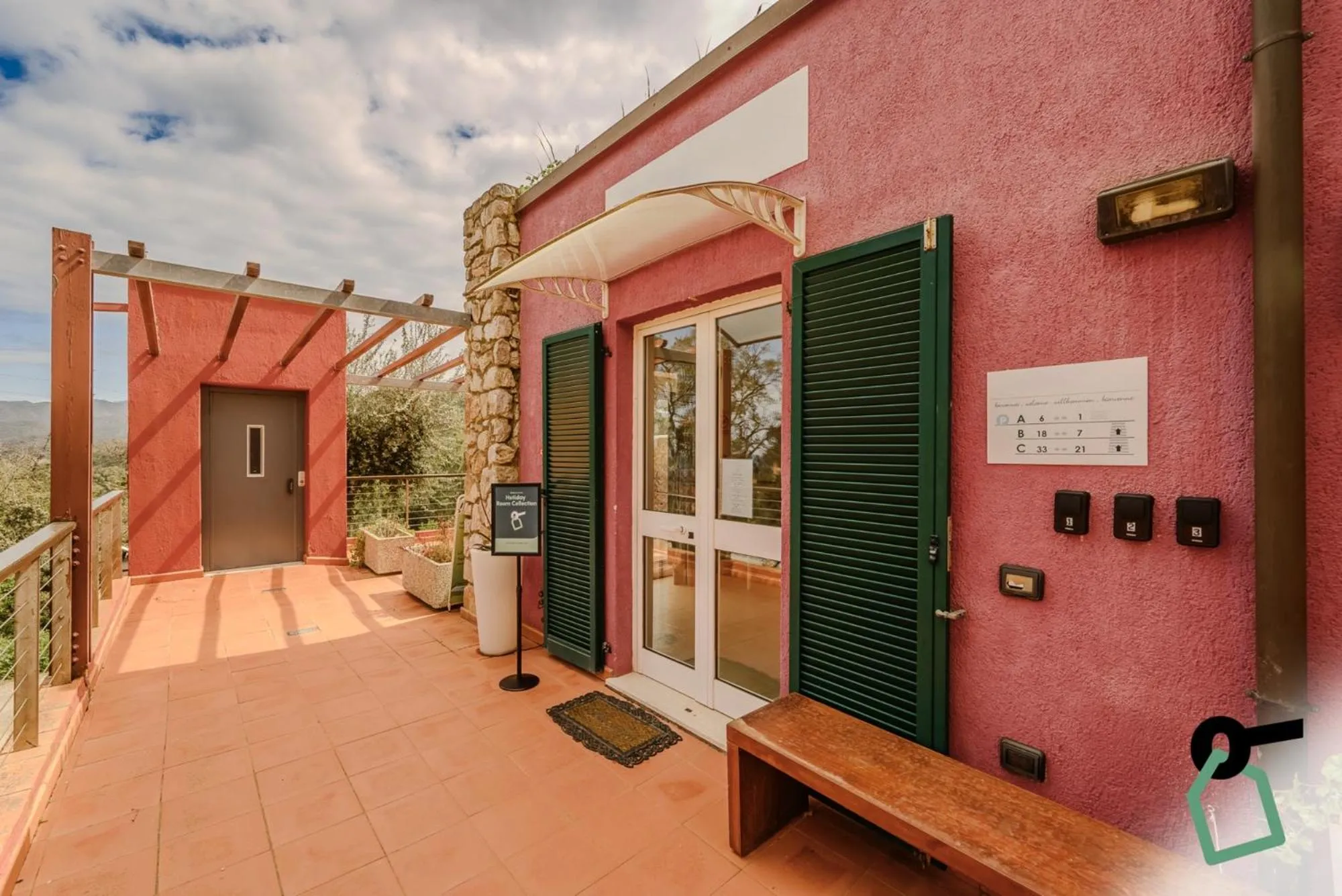 Property building in Hotiday Apartments Portoferraio