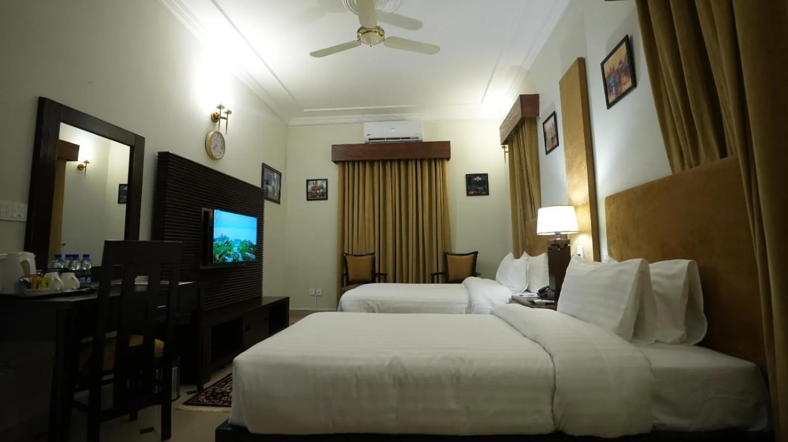 Bed in Sofital Hotel