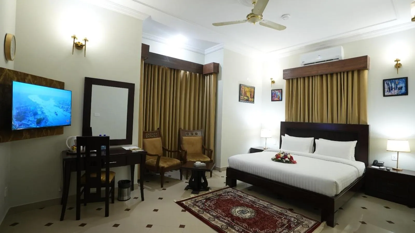 Bed in Sofital Hotel