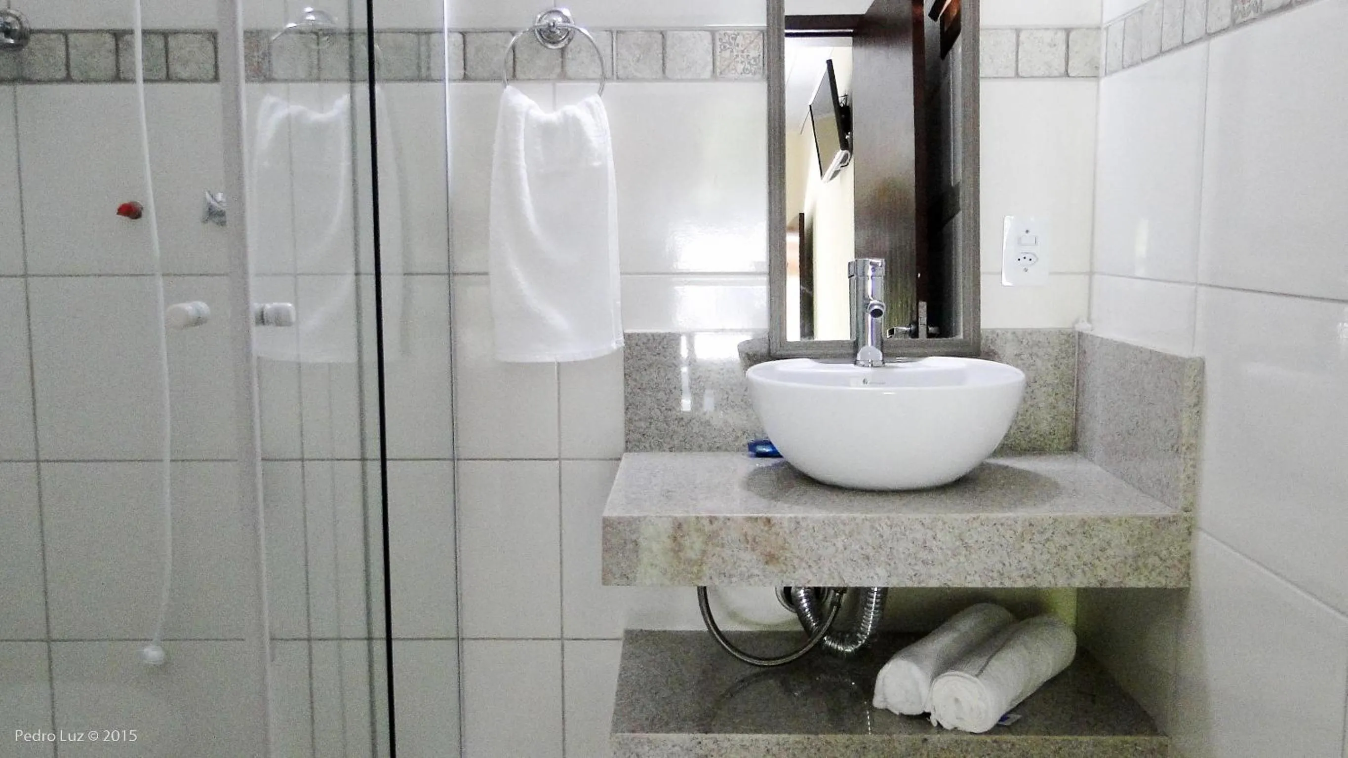 Bathroom in Pousada Casa do Bosque