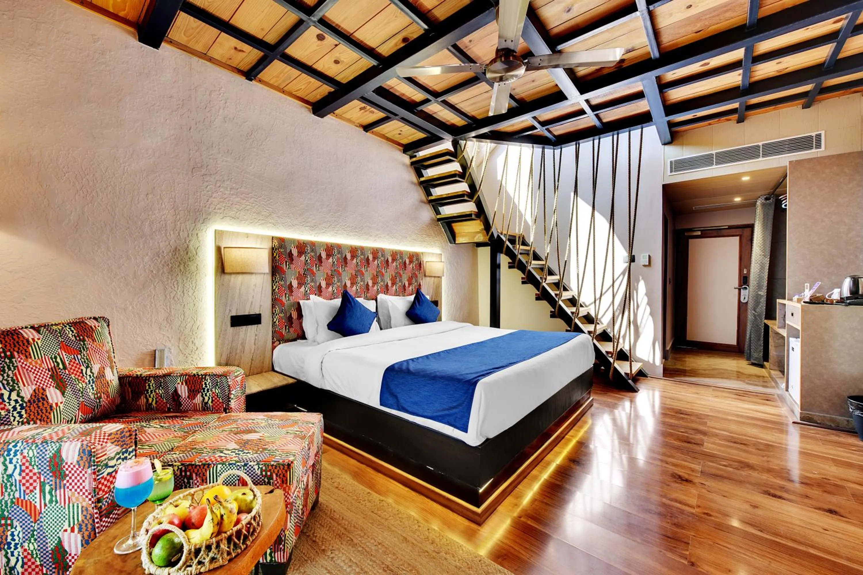 Bed in Tiaraa Jujurana Resort & Spa