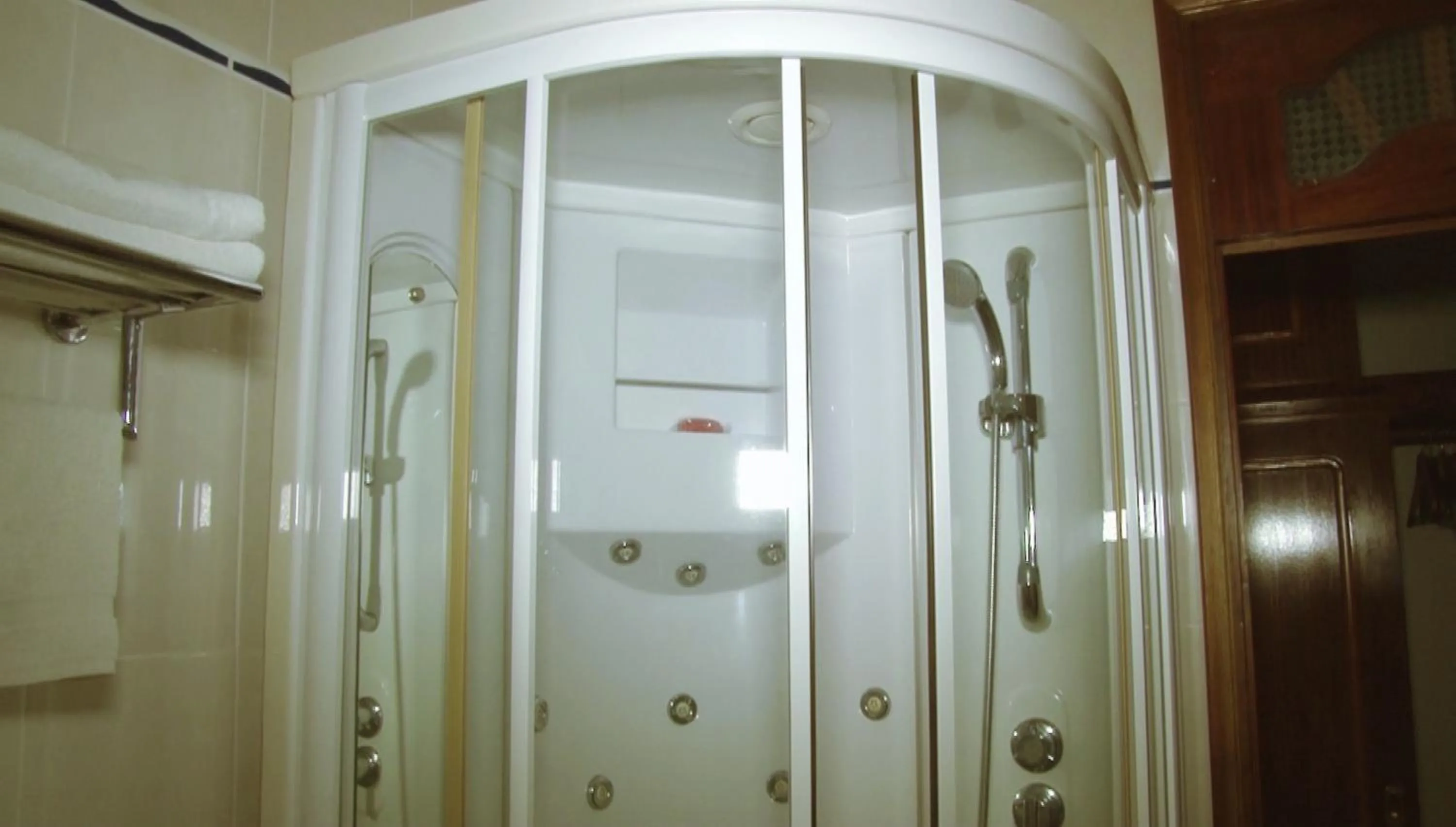 Shower in Residencial Cosmos