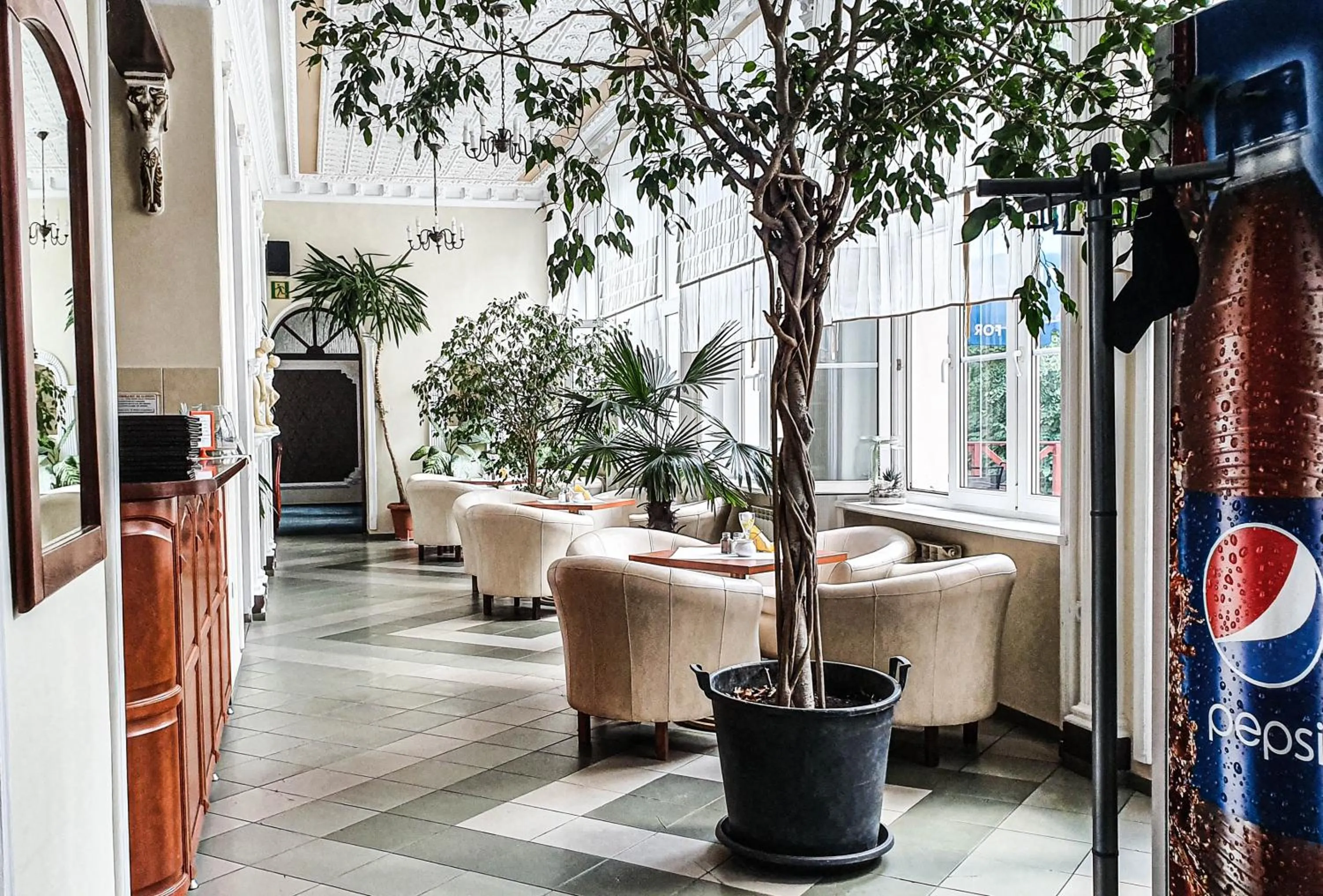 Lobby or reception in Dworek Brodowo Restauracja Hotel Przyjęcia